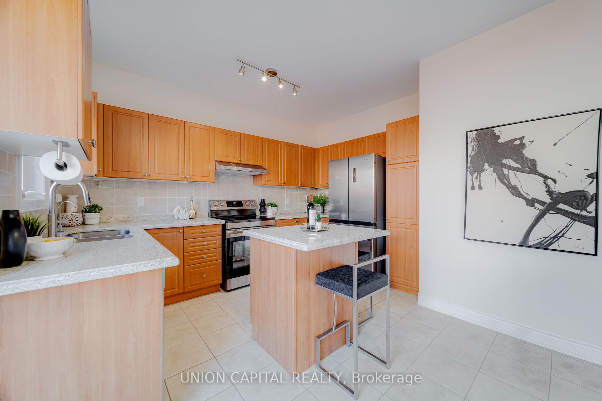 Photo 13 of 6 Sisina Avenue, Markham, Cathedraltown — HOMEH