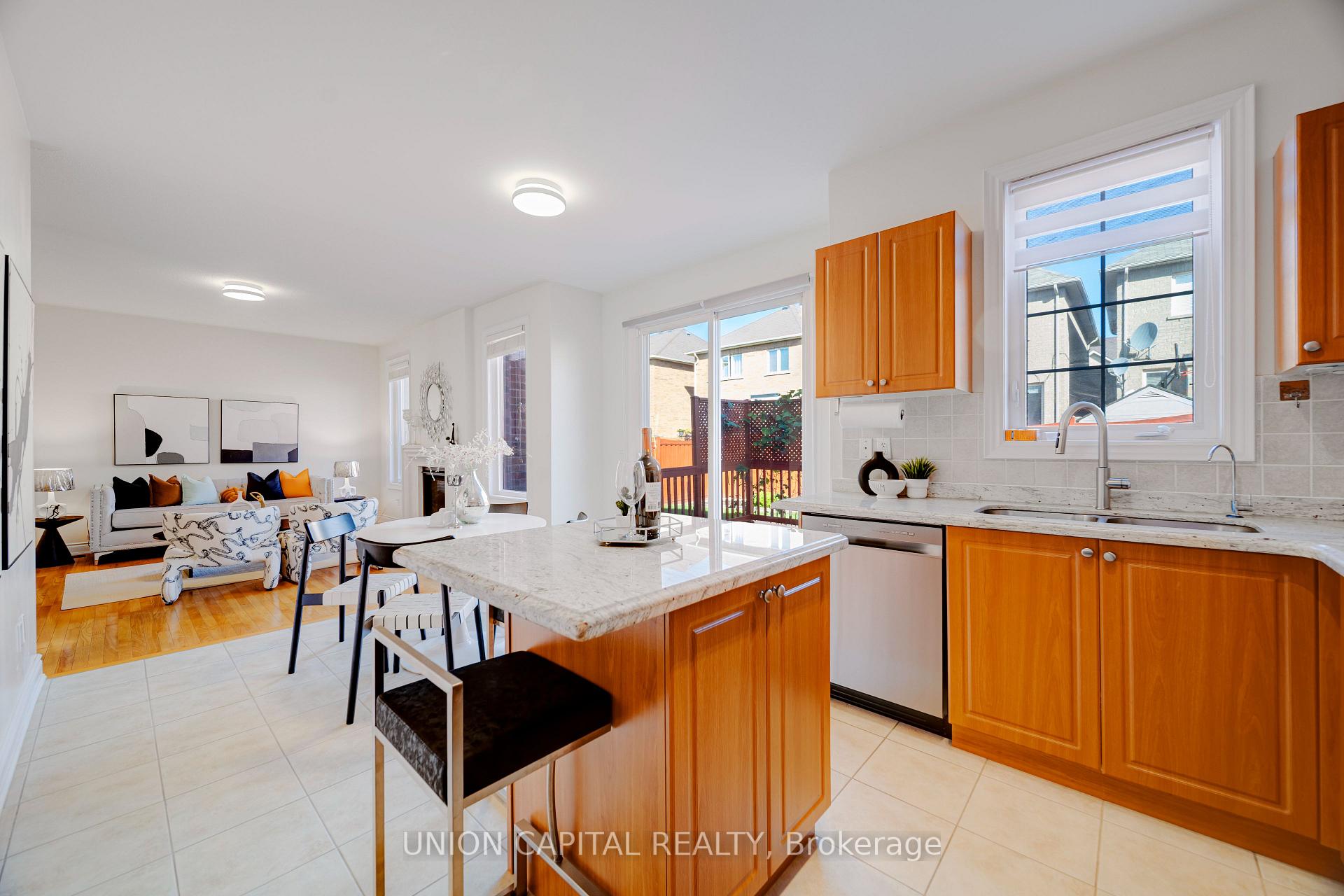 Photo 14 of 6 Sisina Avenue, Markham, Cathedraltown — HOMEH