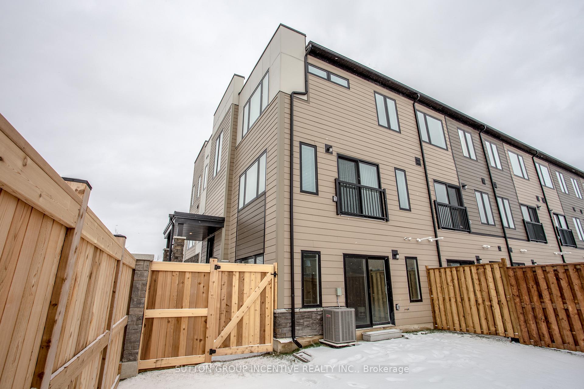 Photo 3 of 1497 Purchase Place, Innisfil, Lefroy — HOMEH