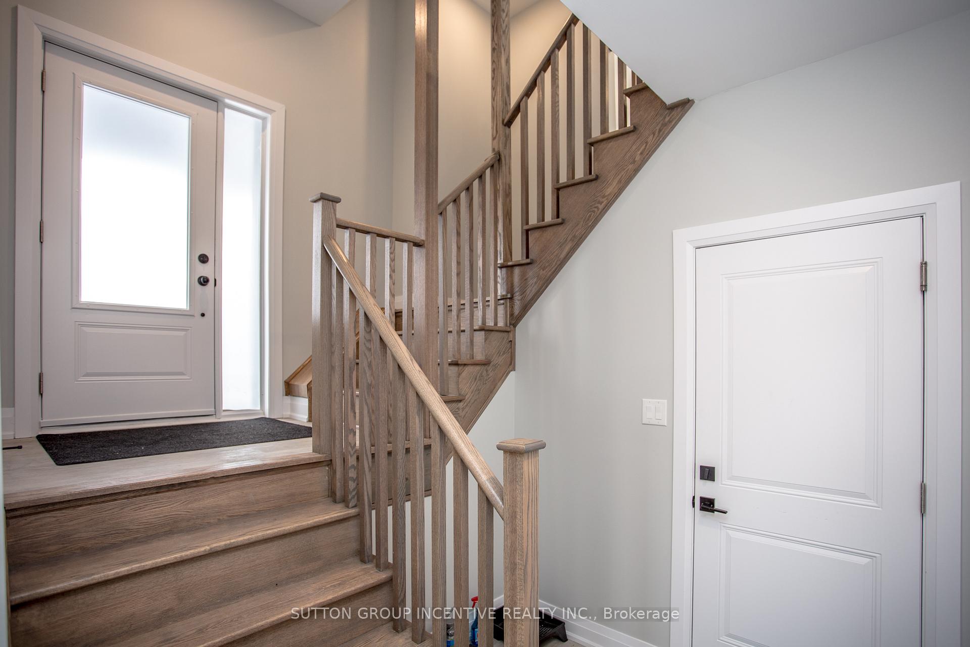Photo 7 of 1497 Purchase Place, Innisfil, Lefroy — HOMEH