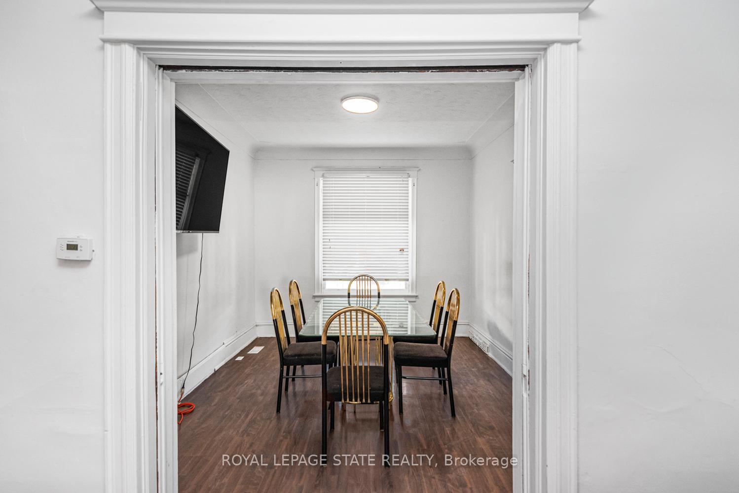Photo 10 of 39 Arthur Avenue N, Hamilton, Gibson — HOMEH