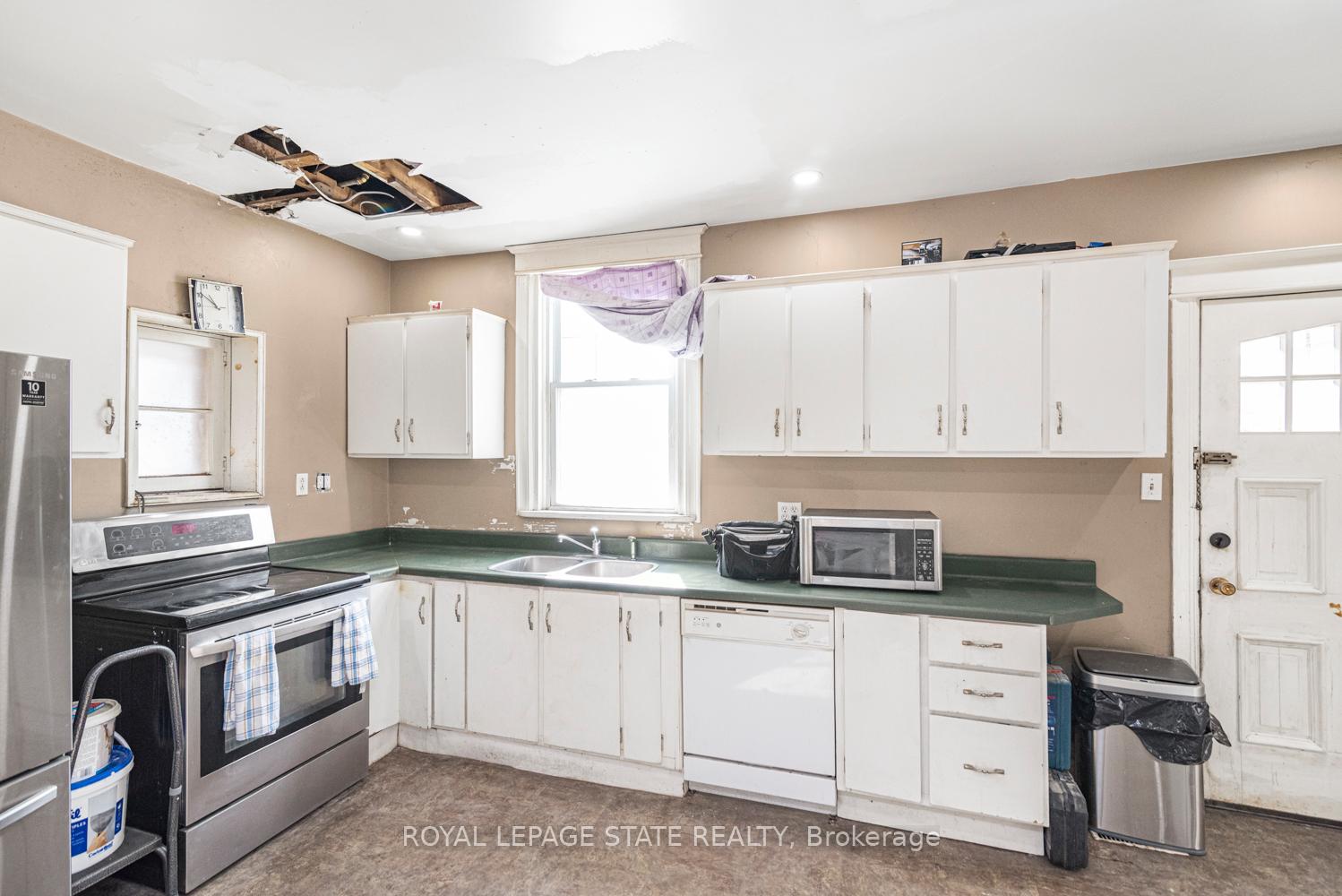Photo 15 of 39 Arthur Avenue N, Hamilton, Gibson — HOMEH