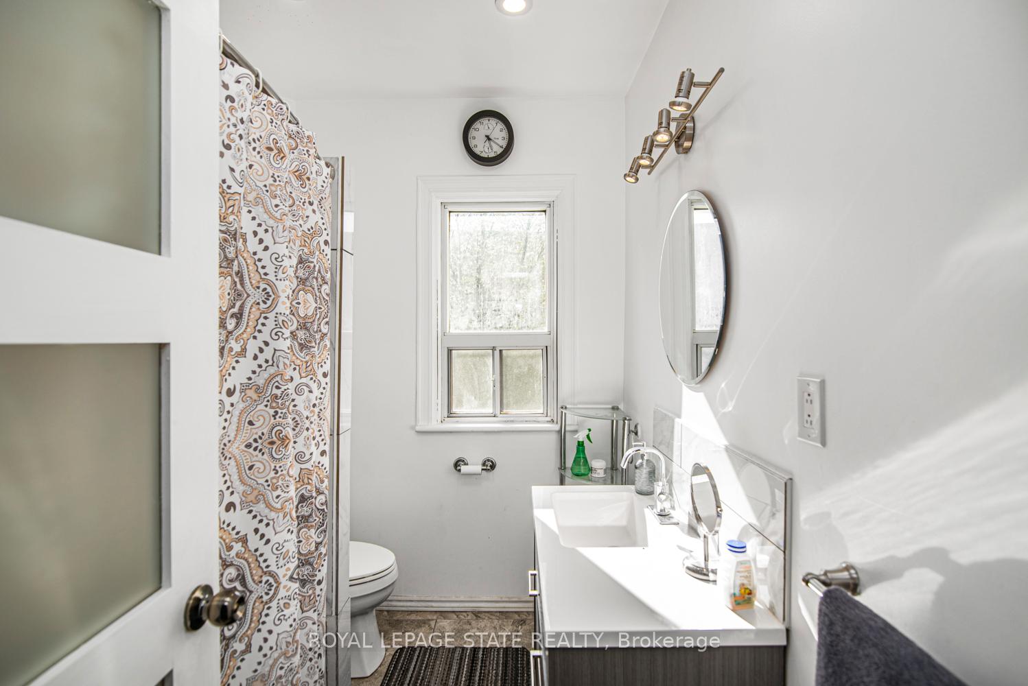 Photo 27 of 39 Arthur Avenue N, Hamilton, Gibson — HOMEH