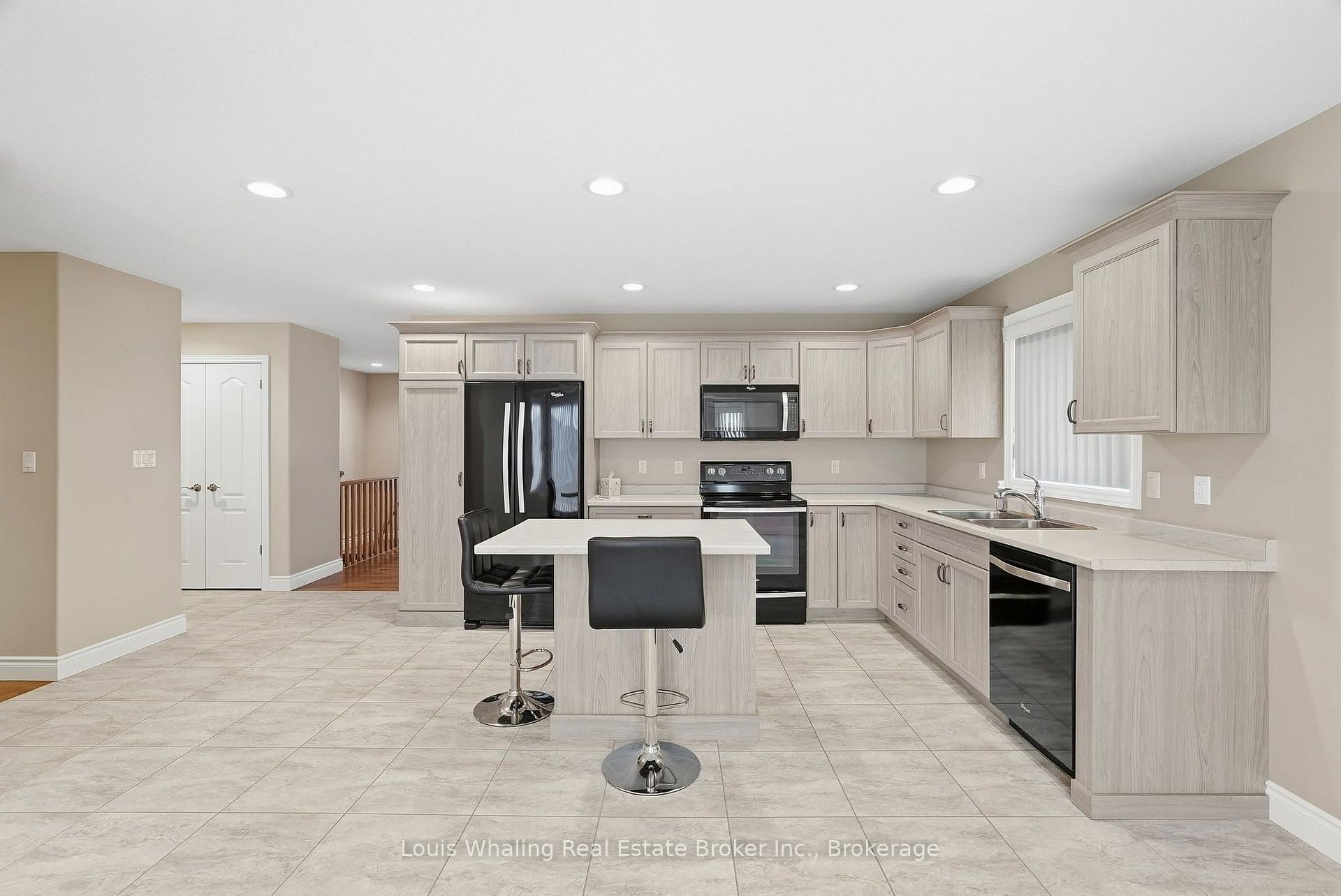 Photo 11 of 766 15th Street, Hanover — HOMEH