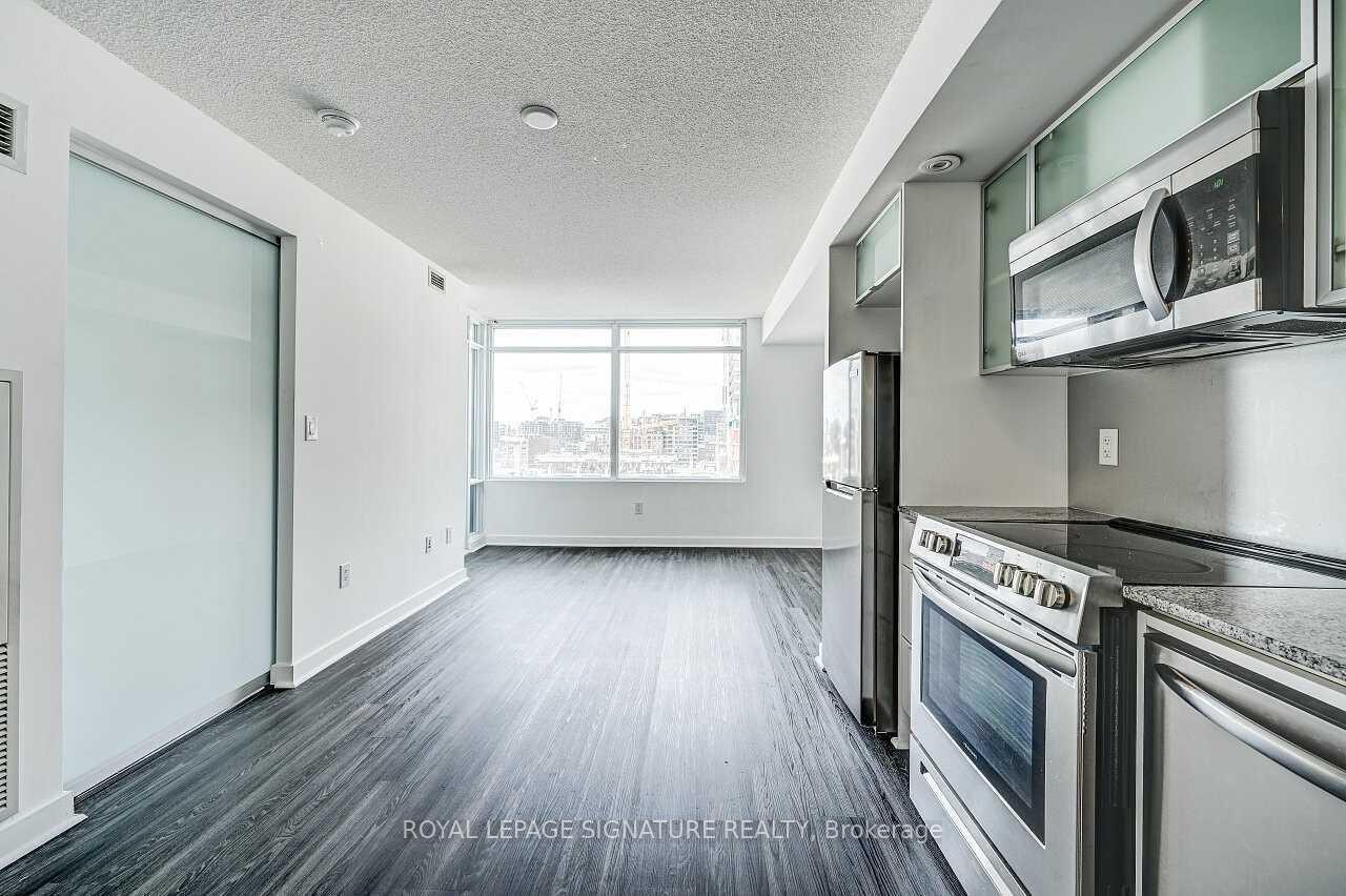 Photo 2 of Unit 901, 25 Telegram Mews, Toronto, Waterfront Communities — HOMEH