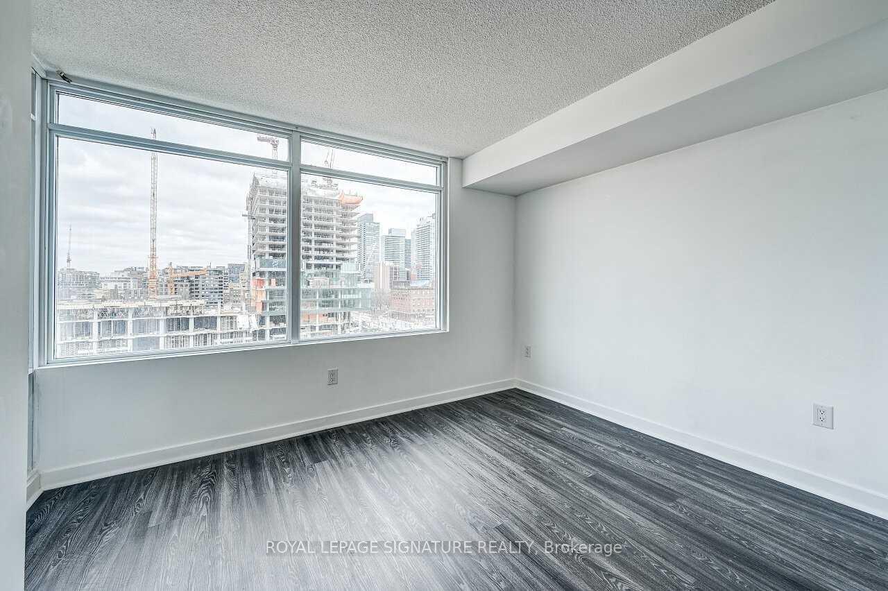 Photo 3 of Unit 901, 25 Telegram Mews, Toronto, Waterfront Communities — HOMEH