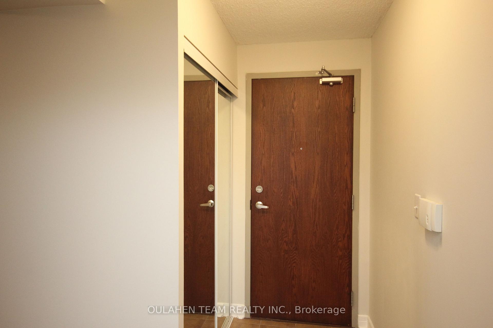 Photo 13 of Unit 1512, 16 Harrison Garden Boulevard, North York, Willowdale East — HOMEH