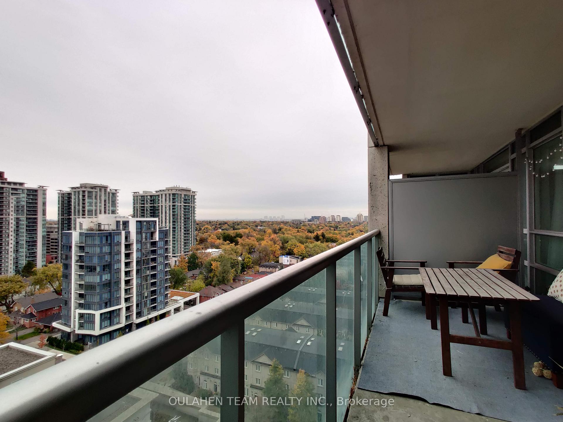 Photo 14 of Unit 1512, 16 Harrison Garden Boulevard, North York, Willowdale East — HOMEH