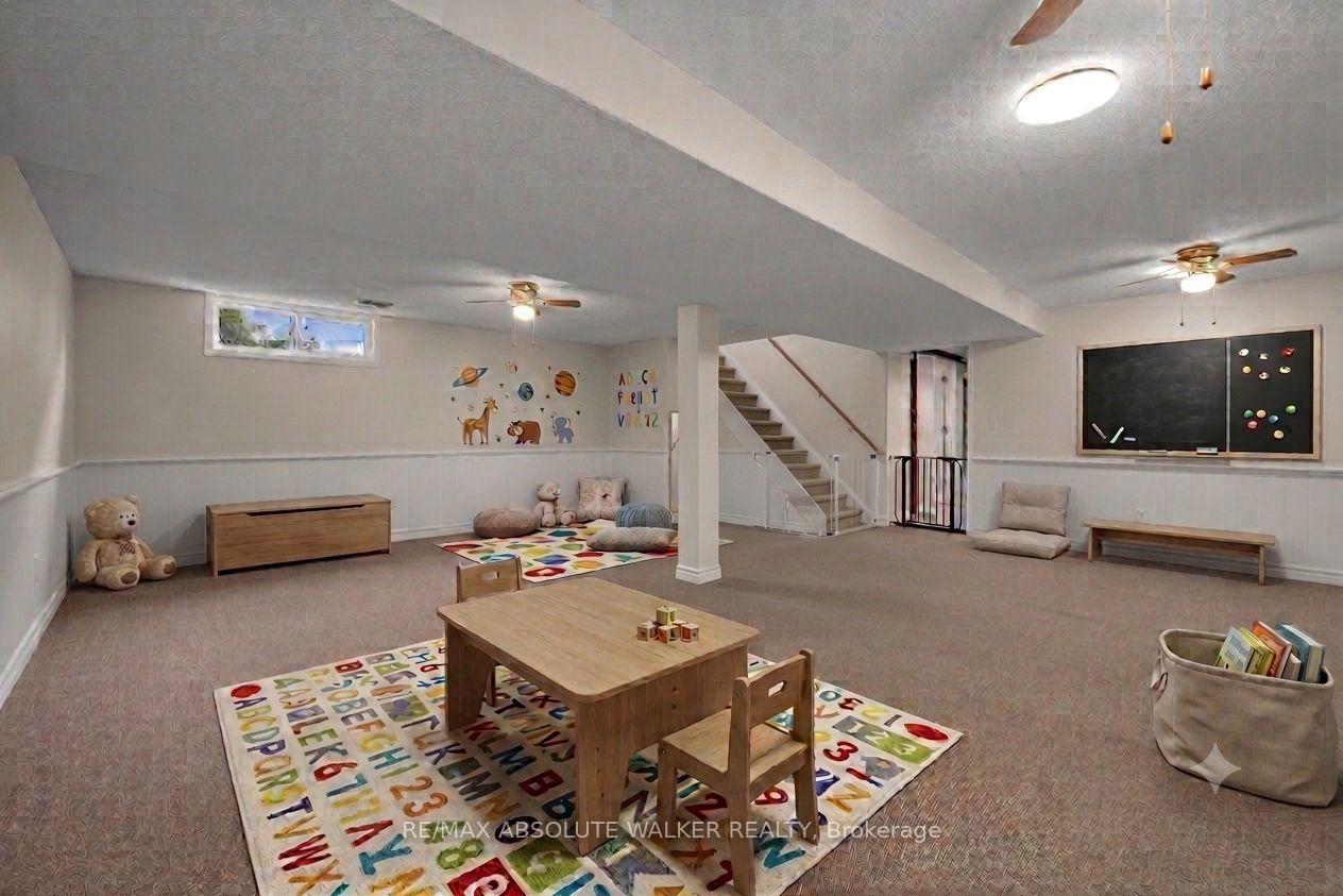 Photo 26 of 1447 Stagecoach Road, Ottawa, Greely — HOMEH