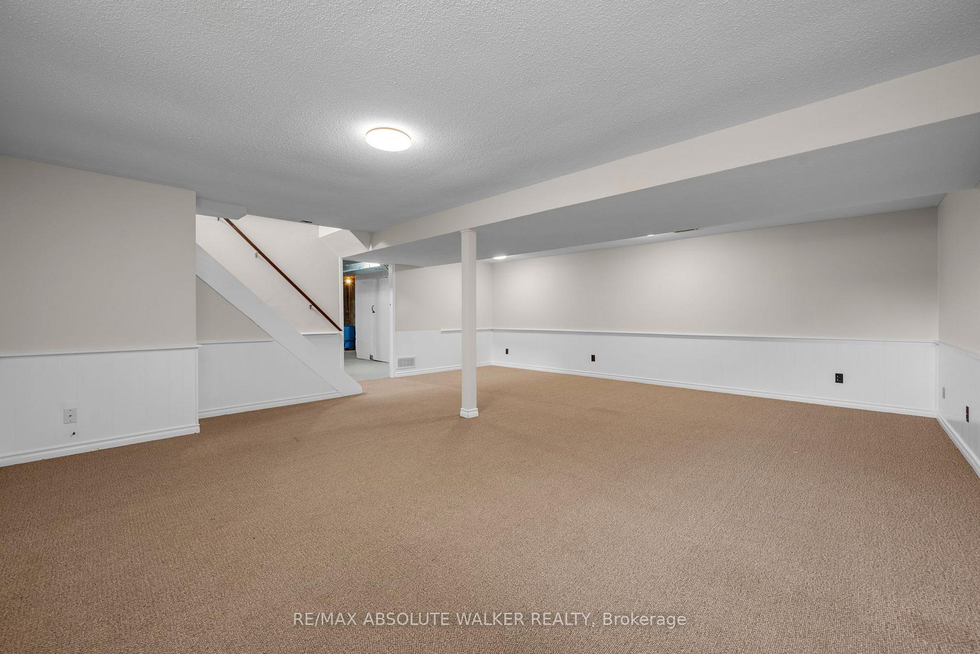 Photo 29 of 1447 Stagecoach Road, Ottawa, Greely — HOMEH