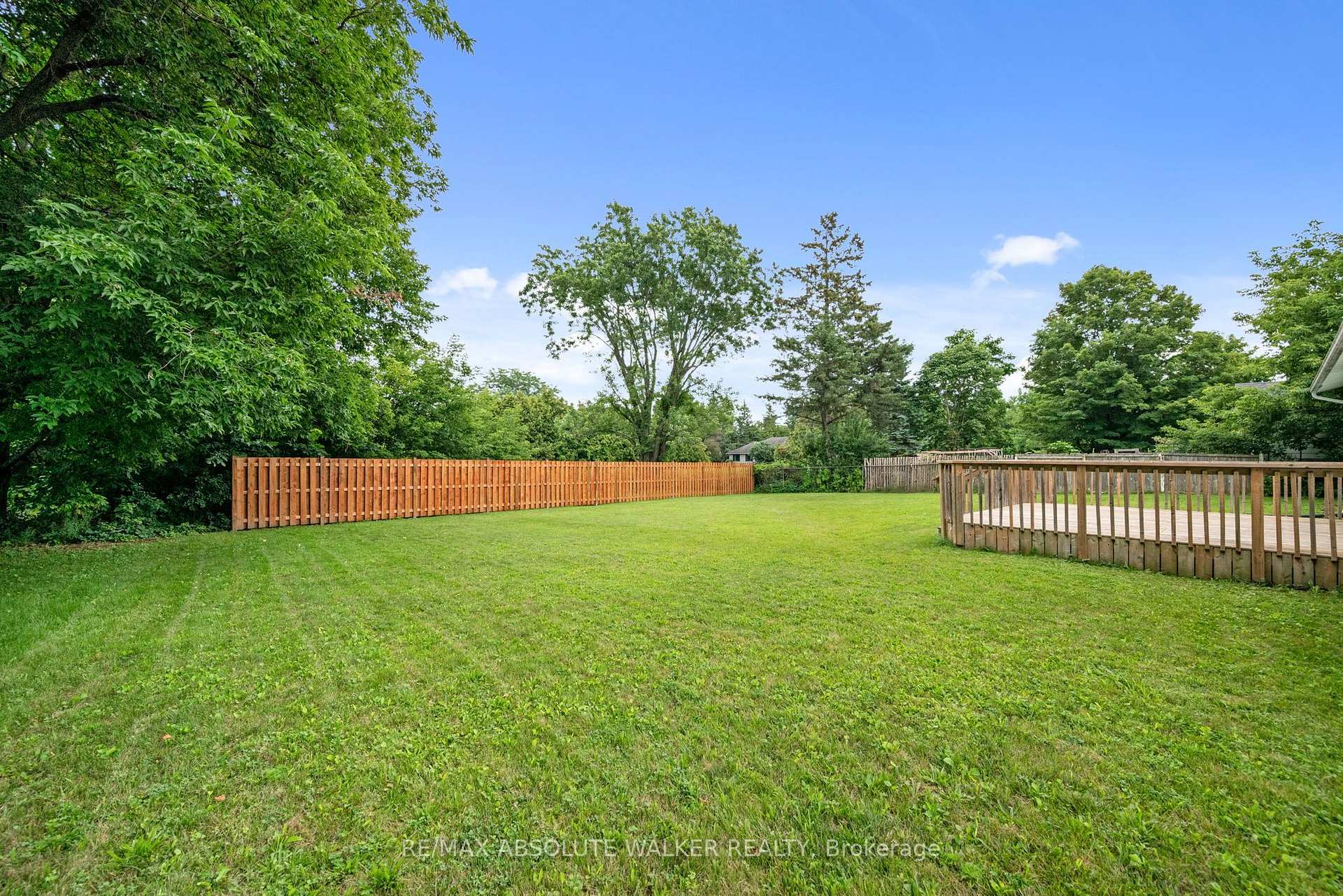 Photo 32 of 1447 Stagecoach Road, Ottawa, Greely — HOMEH
