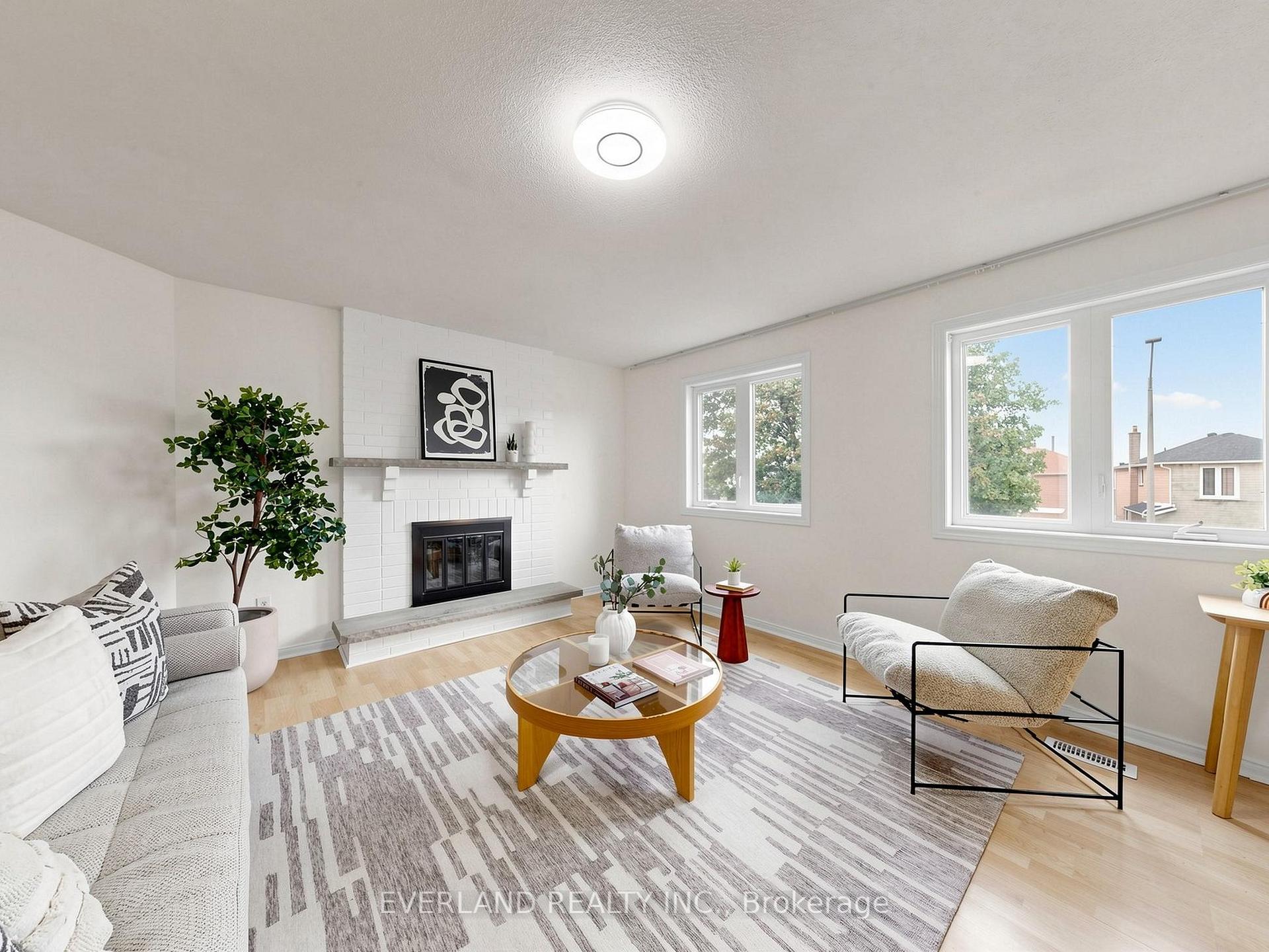 Photo 18 of 26 Erla Court, Markham, Middlefield — HOMEH