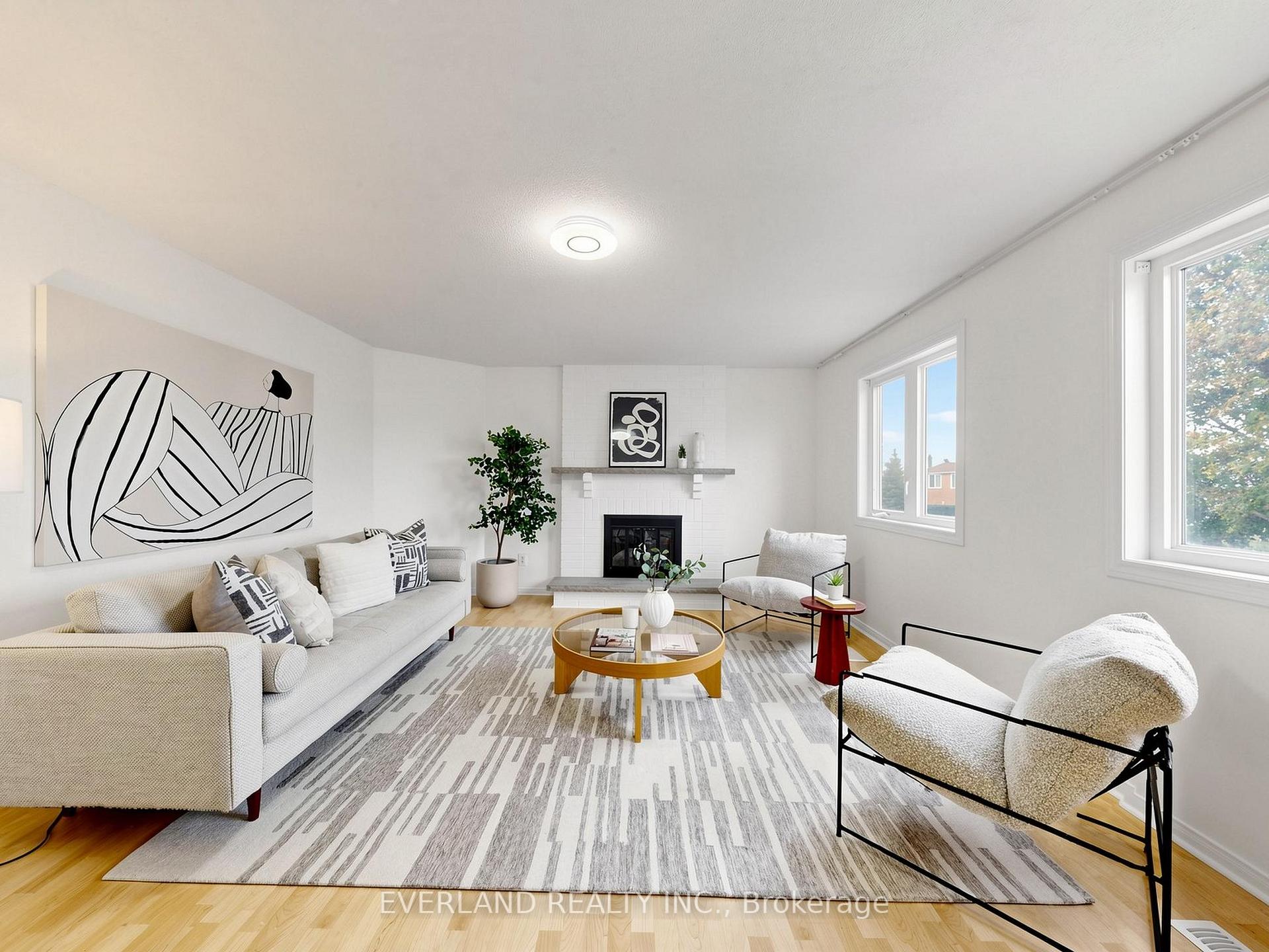 Photo 19 of 26 Erla Court, Markham, Middlefield — HOMEH
