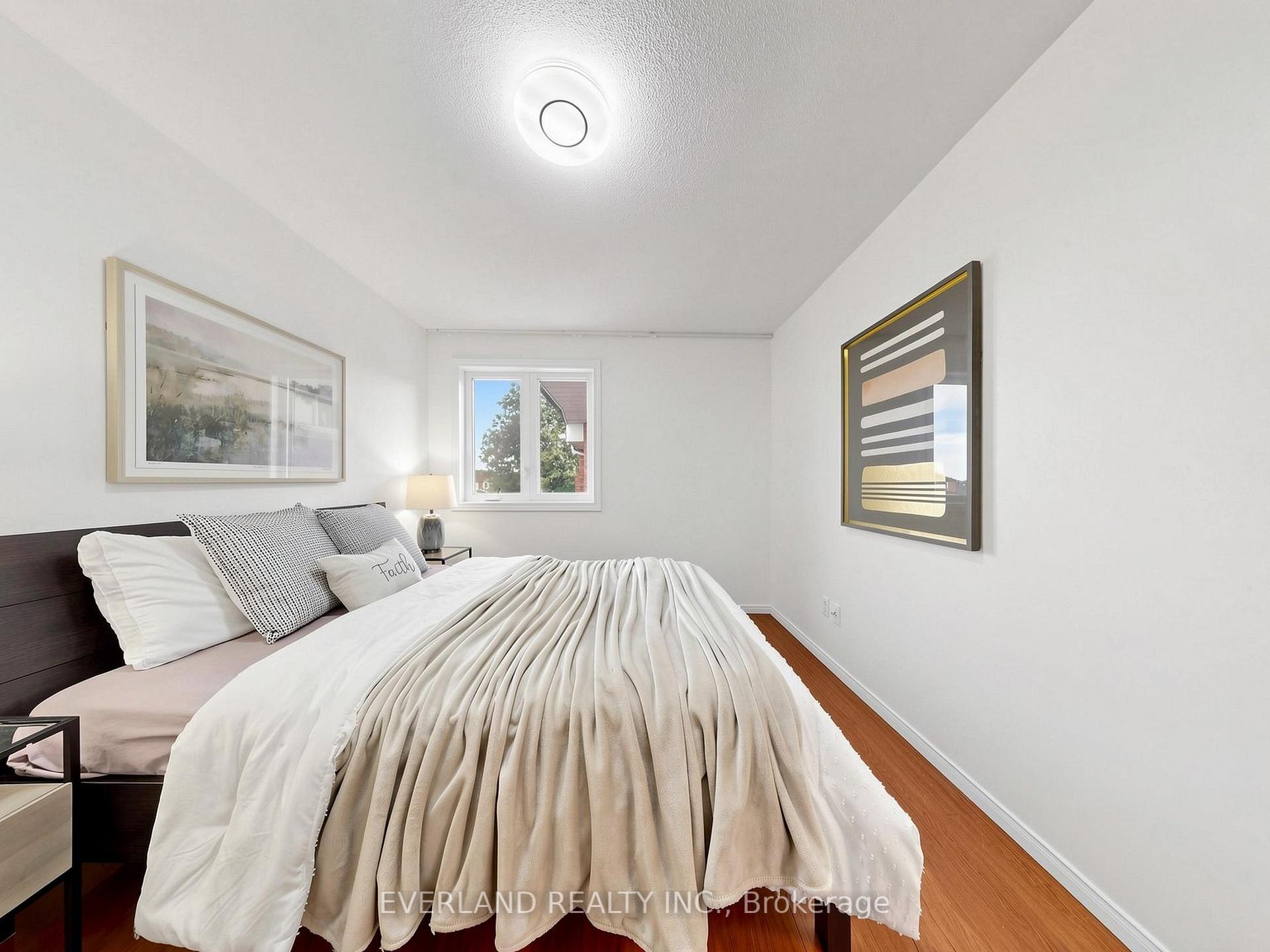 Photo 29 of 26 Erla Court, Markham, Middlefield — HOMEH