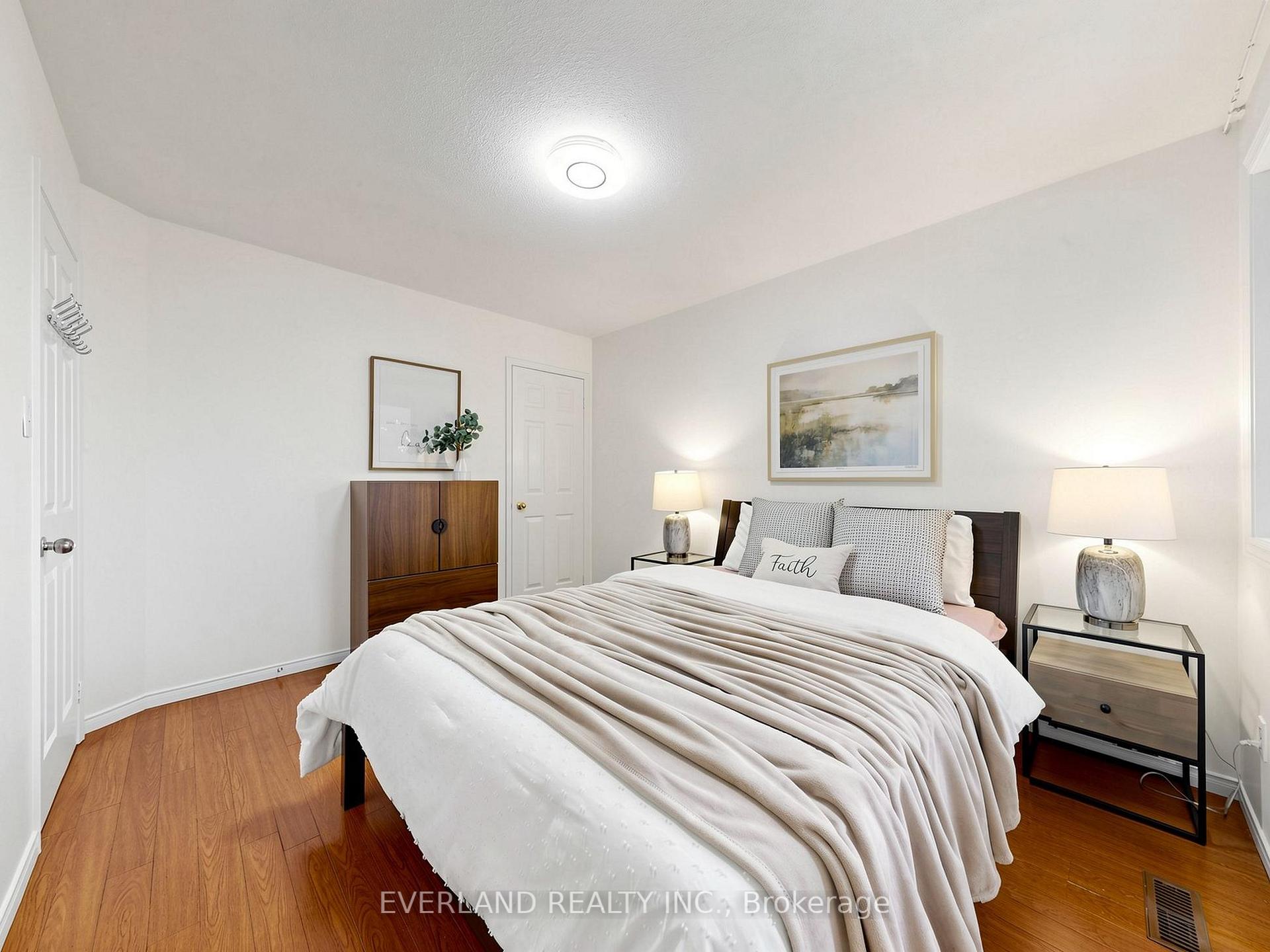 Photo 30 of 26 Erla Court, Markham, Middlefield — HOMEH