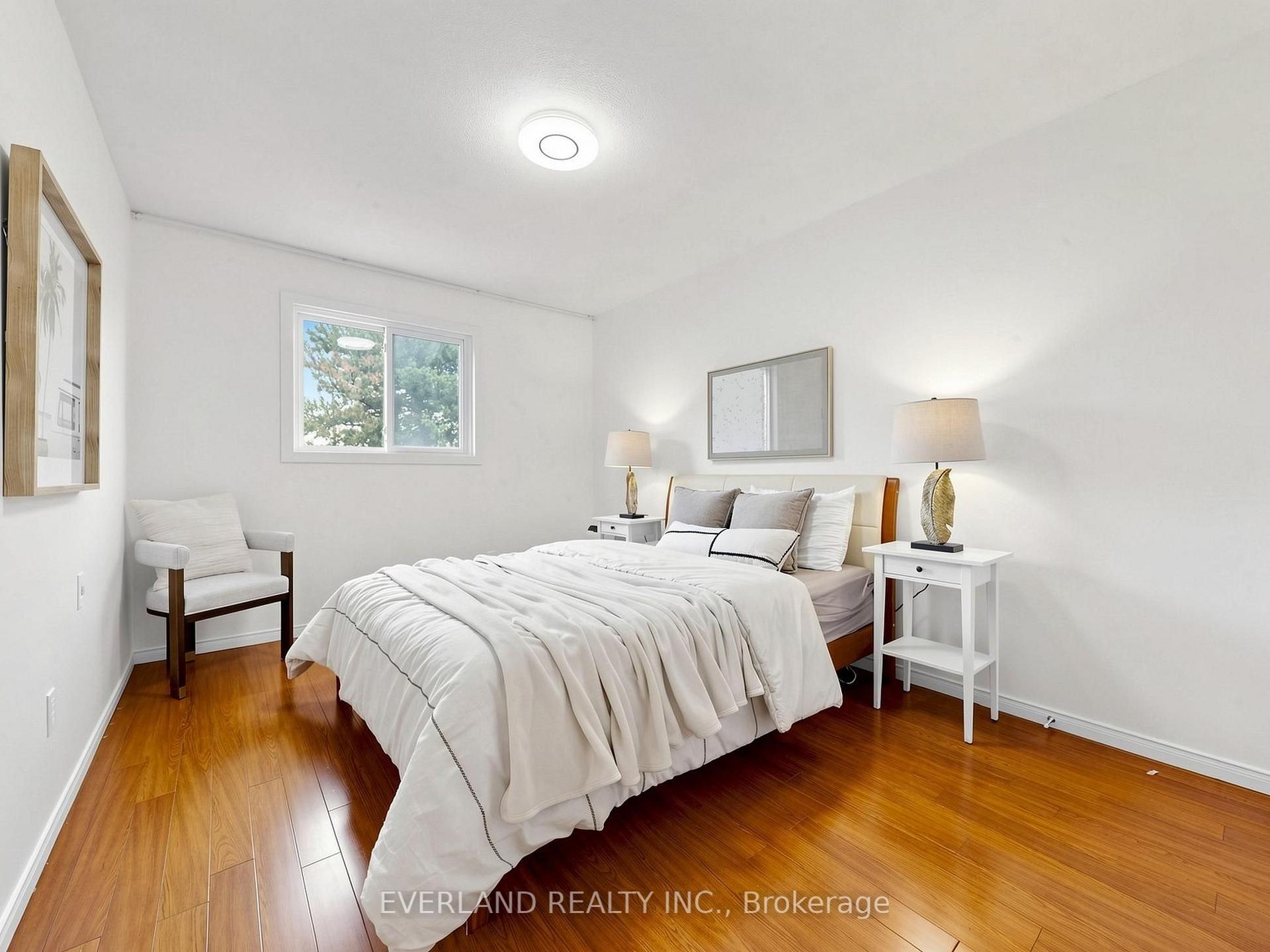 Photo 31 of 26 Erla Court, Markham, Middlefield — HOMEH