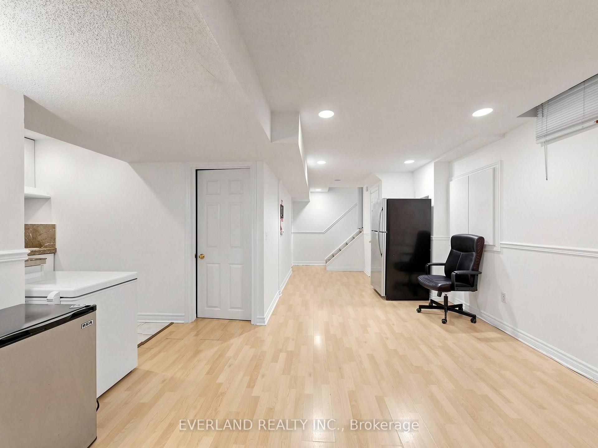 Photo 34 of 26 Erla Court, Markham, Middlefield — HOMEH