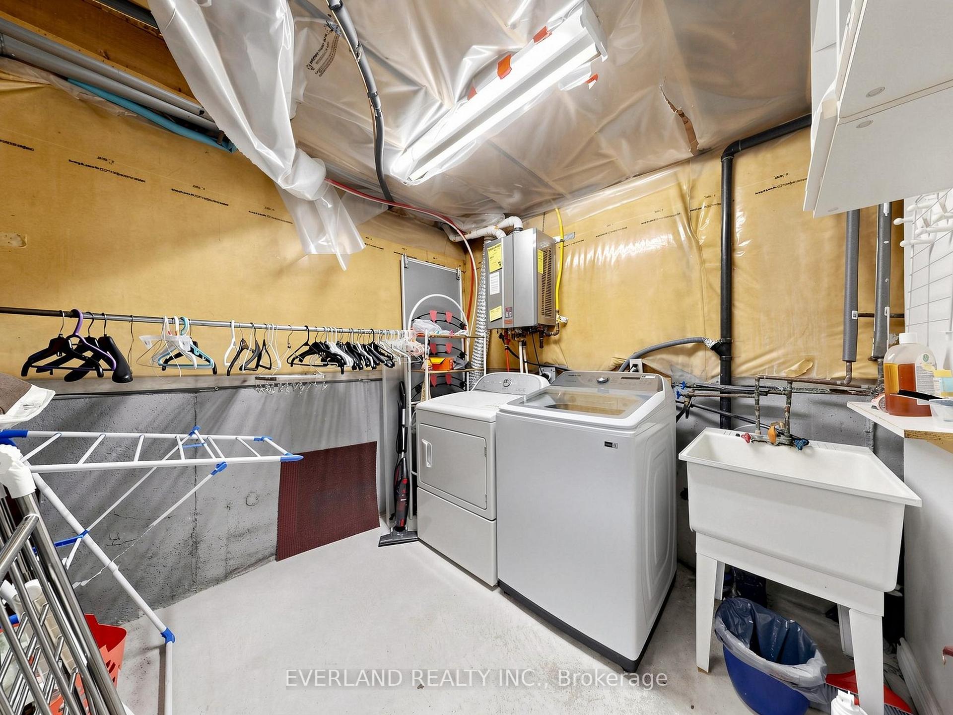 Photo 38 of 26 Erla Court, Markham, Middlefield — HOMEH