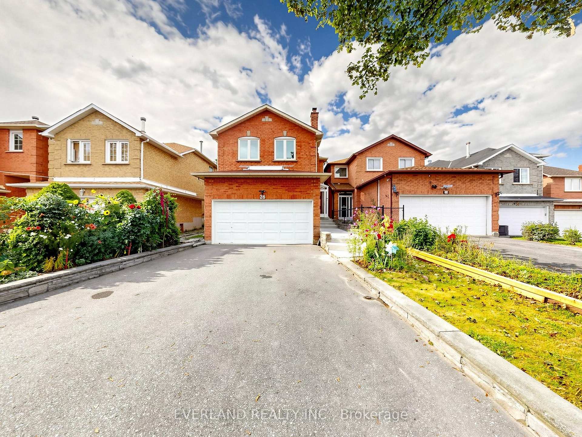 Photo 39 of 26 Erla Court, Markham, Middlefield — HOMEH