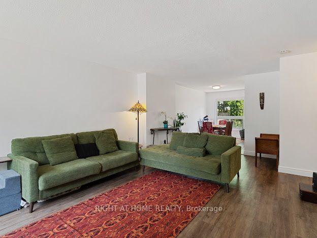 Photo 6 of Unit 17, 925 Lawson Road, London, North I — HOMEH