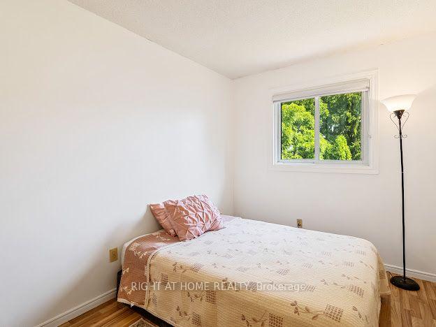Photo 27 of Unit 17, 925 Lawson Road, London, North I — HOMEH