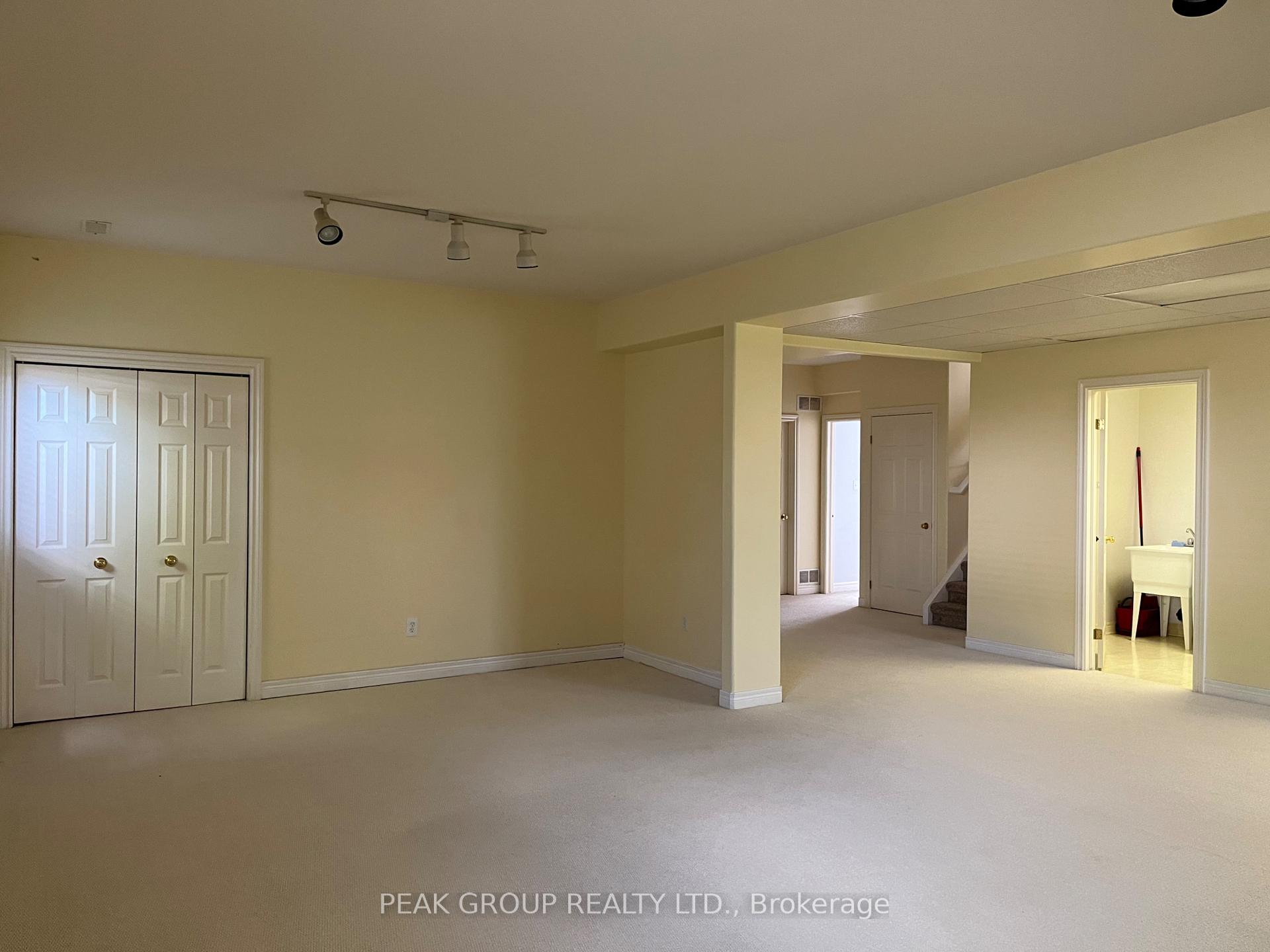 Photo 15 of 4418 Connell Avenue, Niagara Falls, Ascot — HOMEH