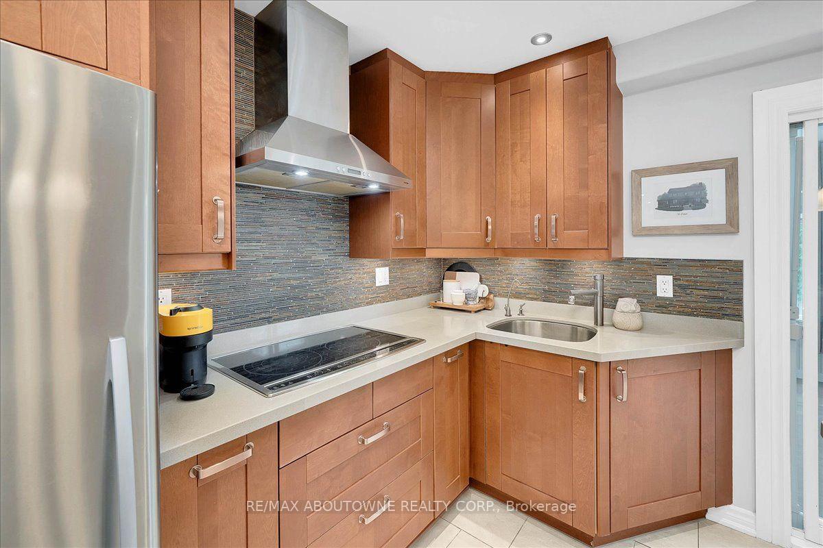 Photo 12 of 3985 Taffey Crescent, Mississauga, Erin Mills — HOMEH