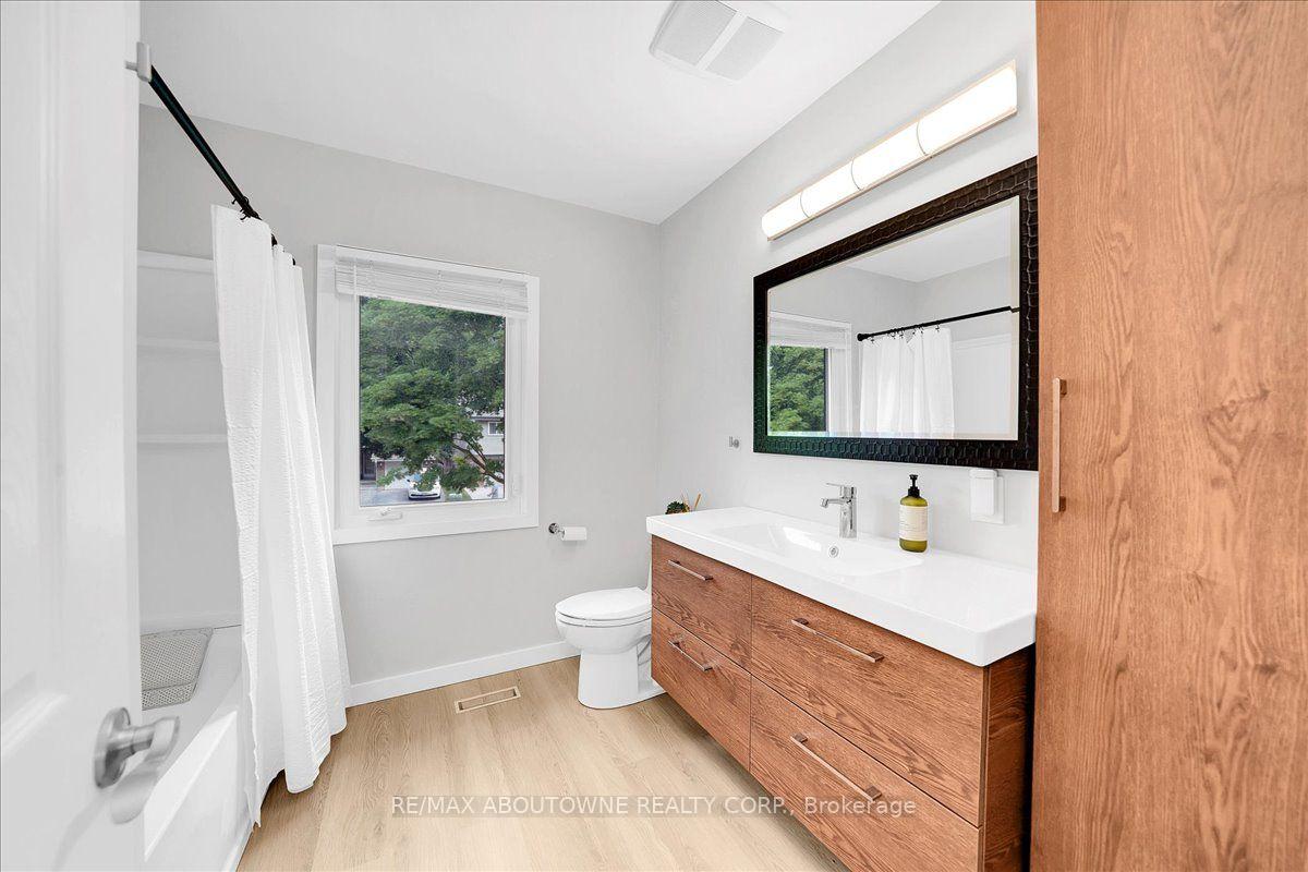 Photo 26 of 3985 Taffey Crescent, Mississauga, Erin Mills — HOMEH