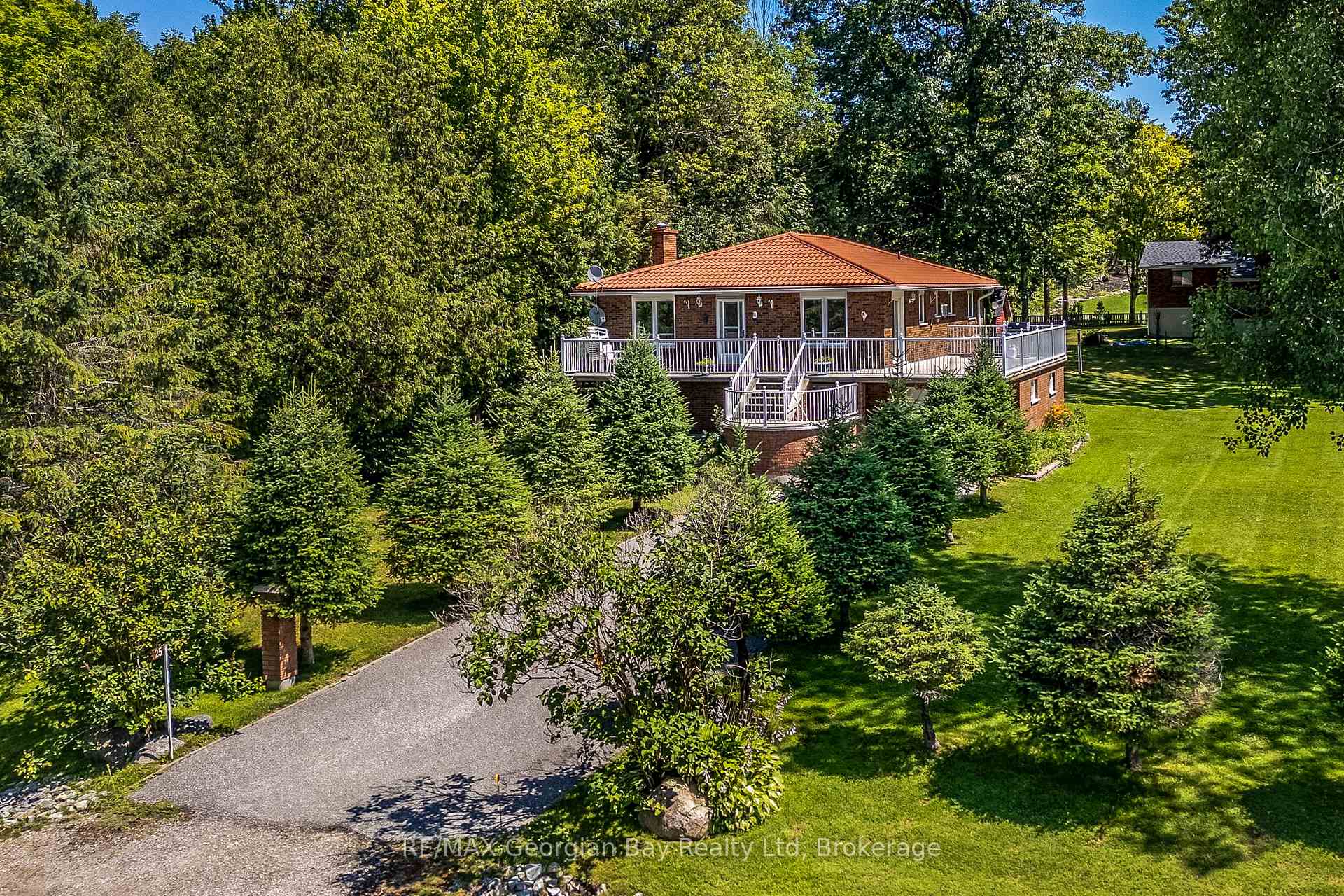 Photo 5 of 25 Albert Avenue, Tiny, Rural Tiny — HOMEH