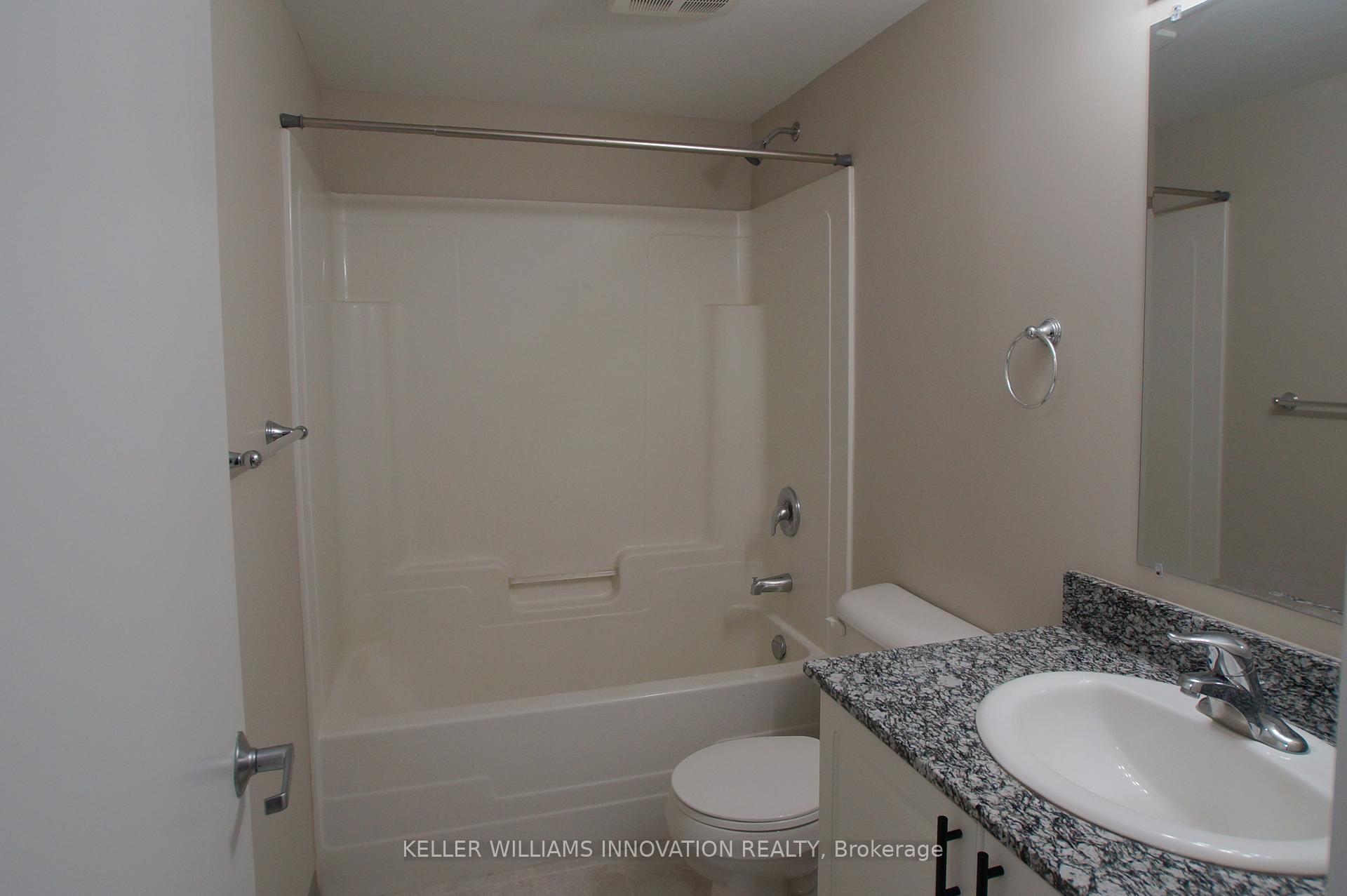 Photo 4 of Unit 418, 239 Auburn Drive, Waterloo, Lexington/Lincoln Village — HOMEH