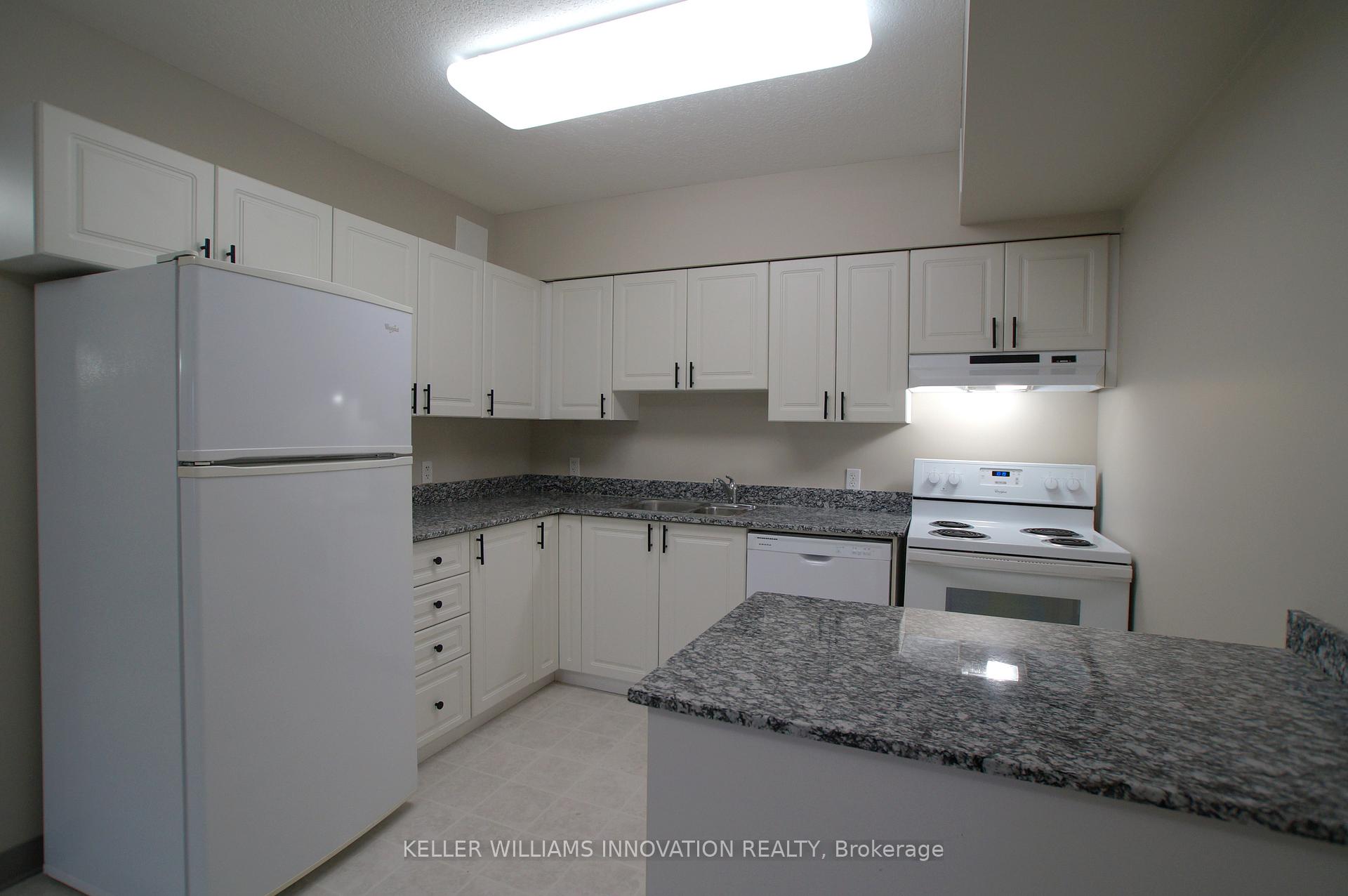 Photo 5 of Unit 418, 239 Auburn Drive, Waterloo, Lexington/Lincoln Village — HOMEH