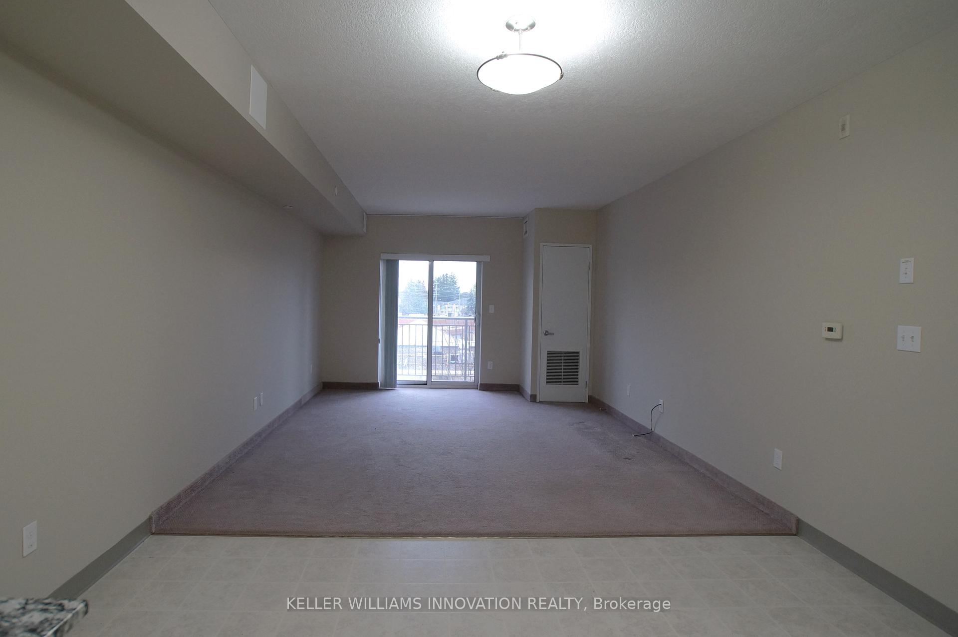 Photo 6 of Unit 418, 239 Auburn Drive, Waterloo, Lexington/Lincoln Village — HOMEH
