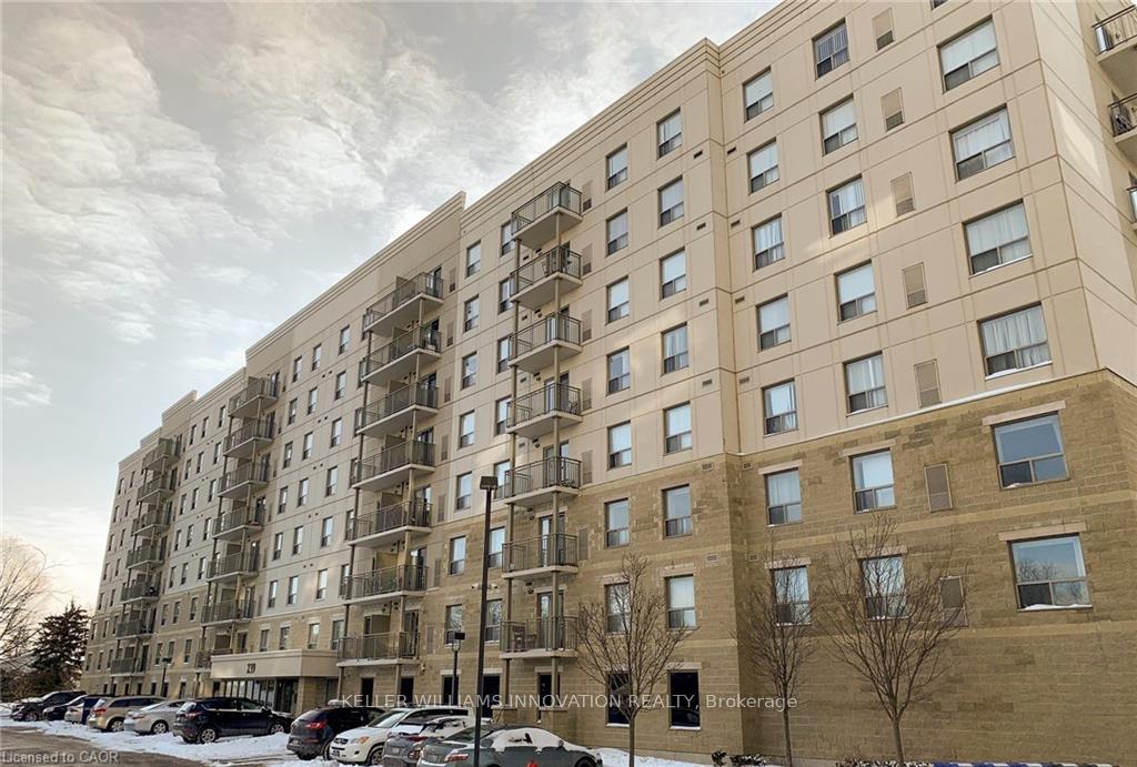 Photo 13 of Unit 418, 239 Auburn Drive, Waterloo, Lexington/Lincoln Village — HOMEH