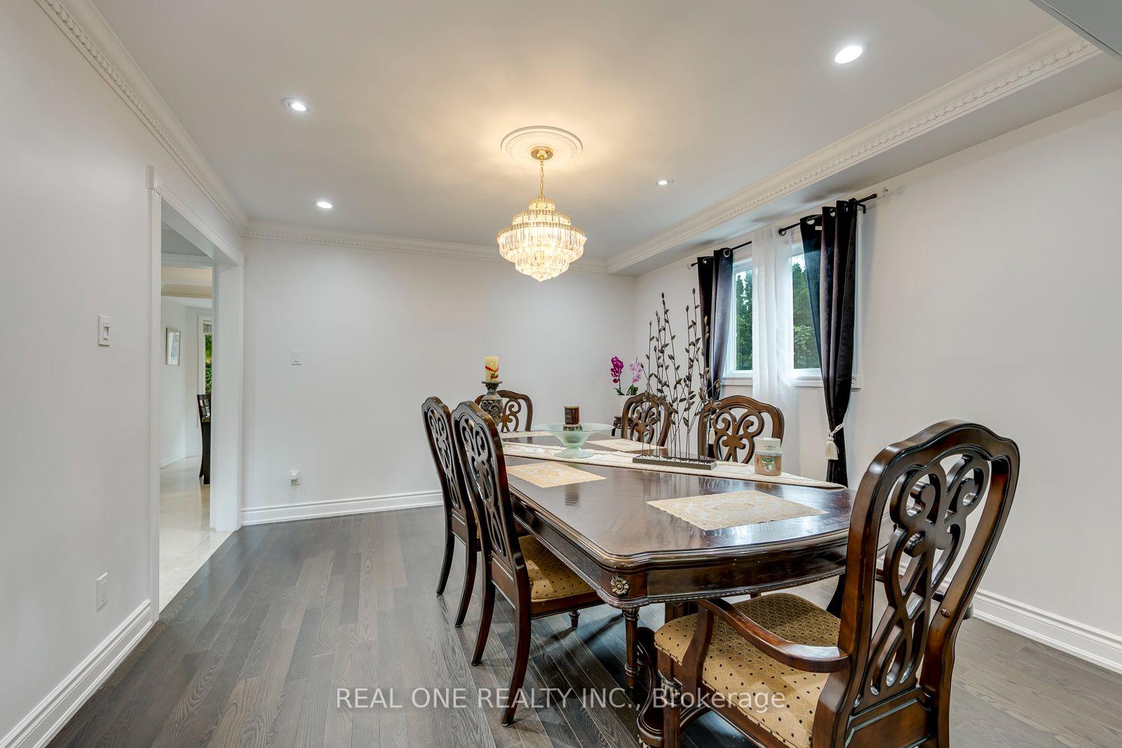Photo 11 of 2041 Madden Boulevard, Oakville, River Oaks — HOMEH