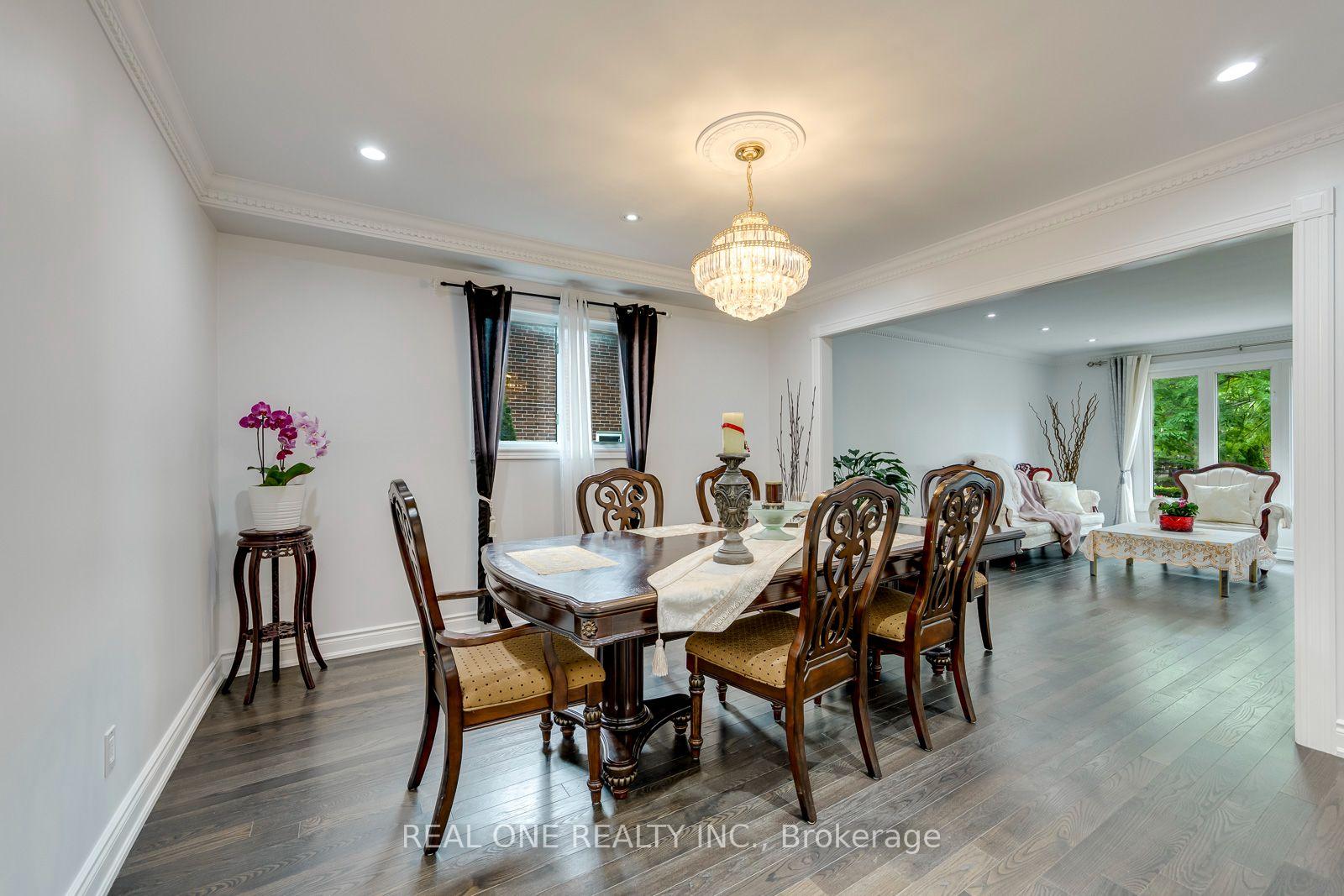 Photo 12 of 2041 Madden Boulevard, Oakville, River Oaks — HOMEH