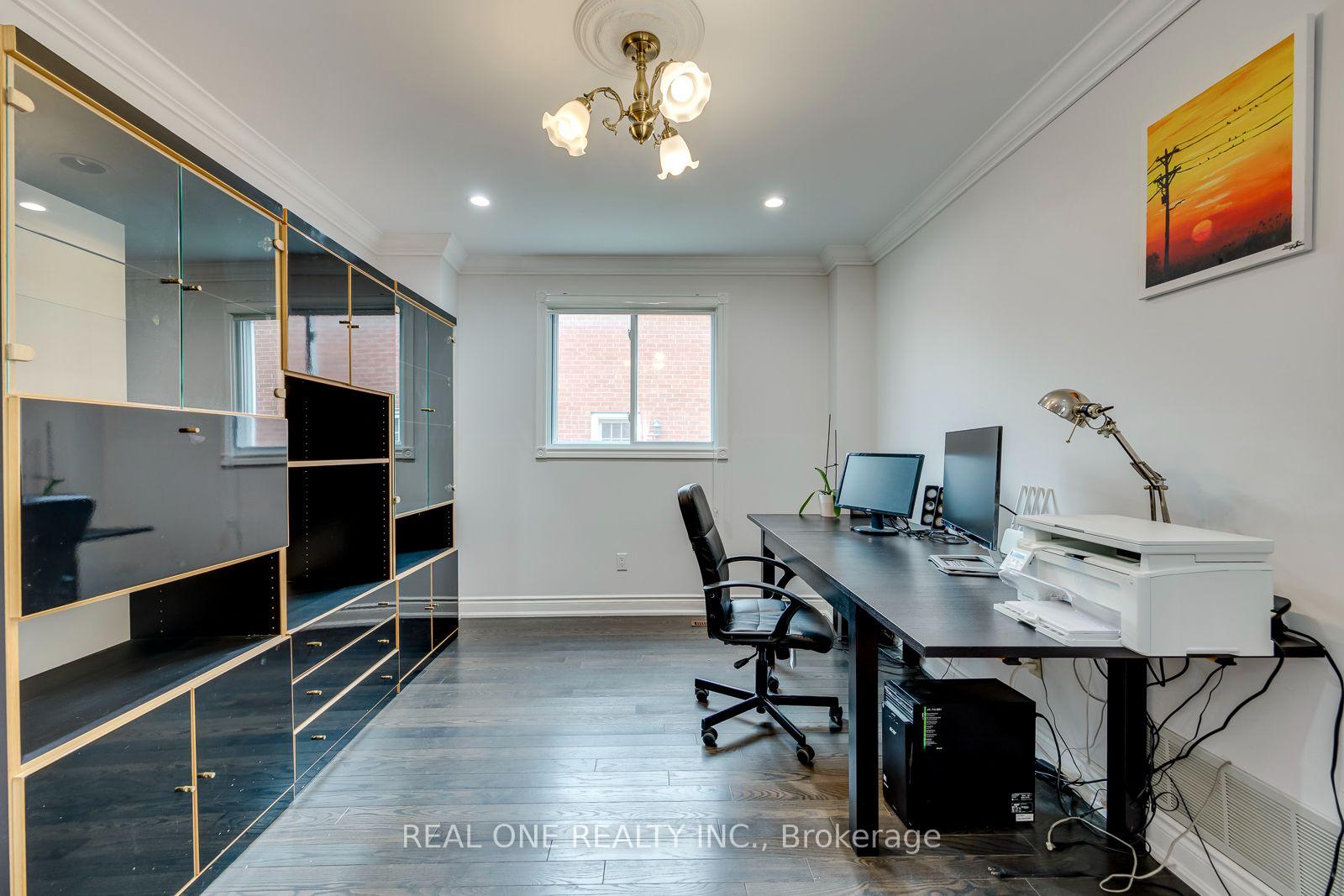 Photo 23 of 2041 Madden Boulevard, Oakville, River Oaks — HOMEH