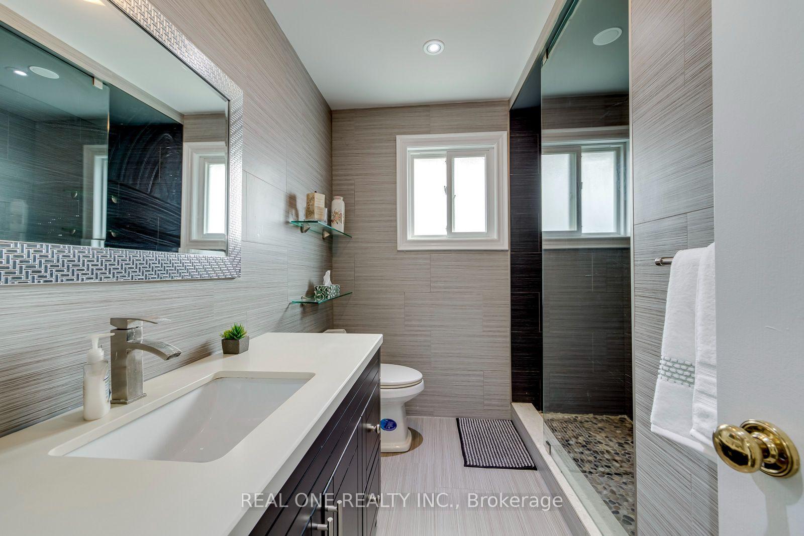 Photo 39 of 2041 Madden Boulevard, Oakville, River Oaks — HOMEH
