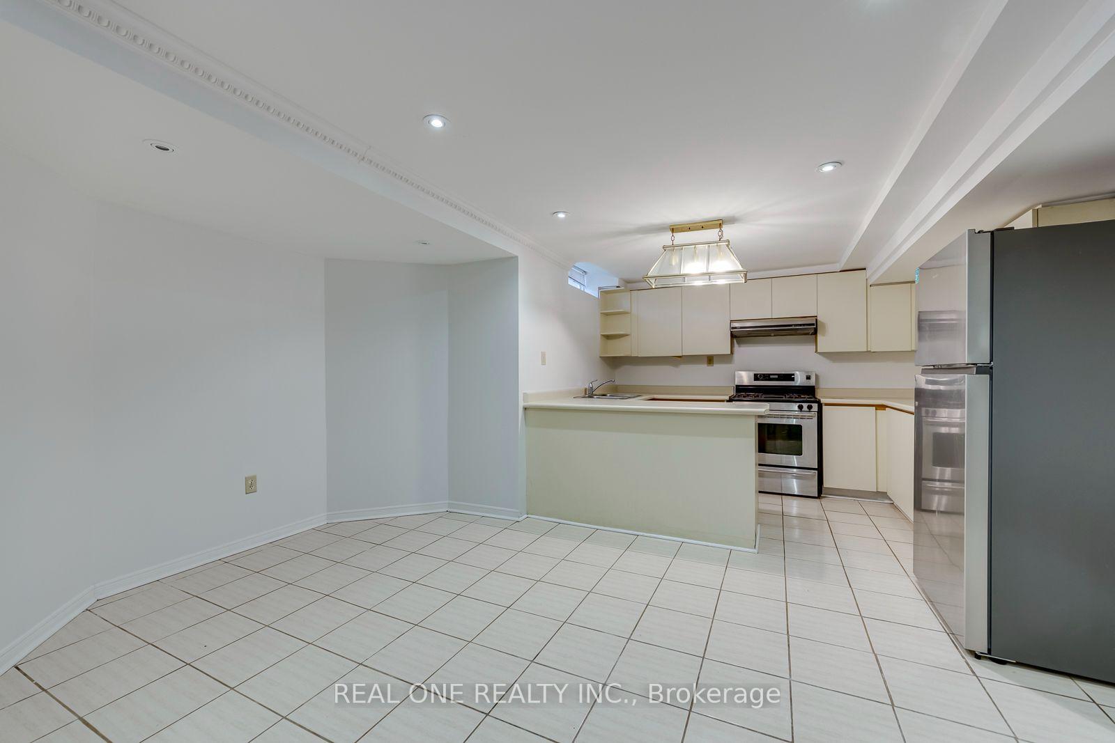 Photo 43 of 2041 Madden Boulevard, Oakville, River Oaks — HOMEH