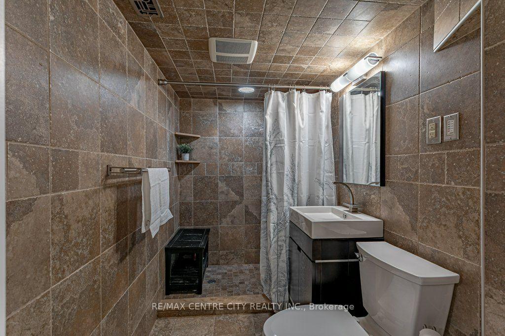 Photo 29 of 123 1/2 Myrtle Street, St. Thomas — HOMEH