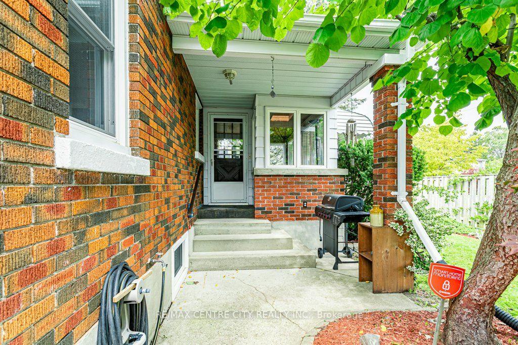 Photo 35 of 123 1/2 Myrtle Street, St. Thomas — HOMEH