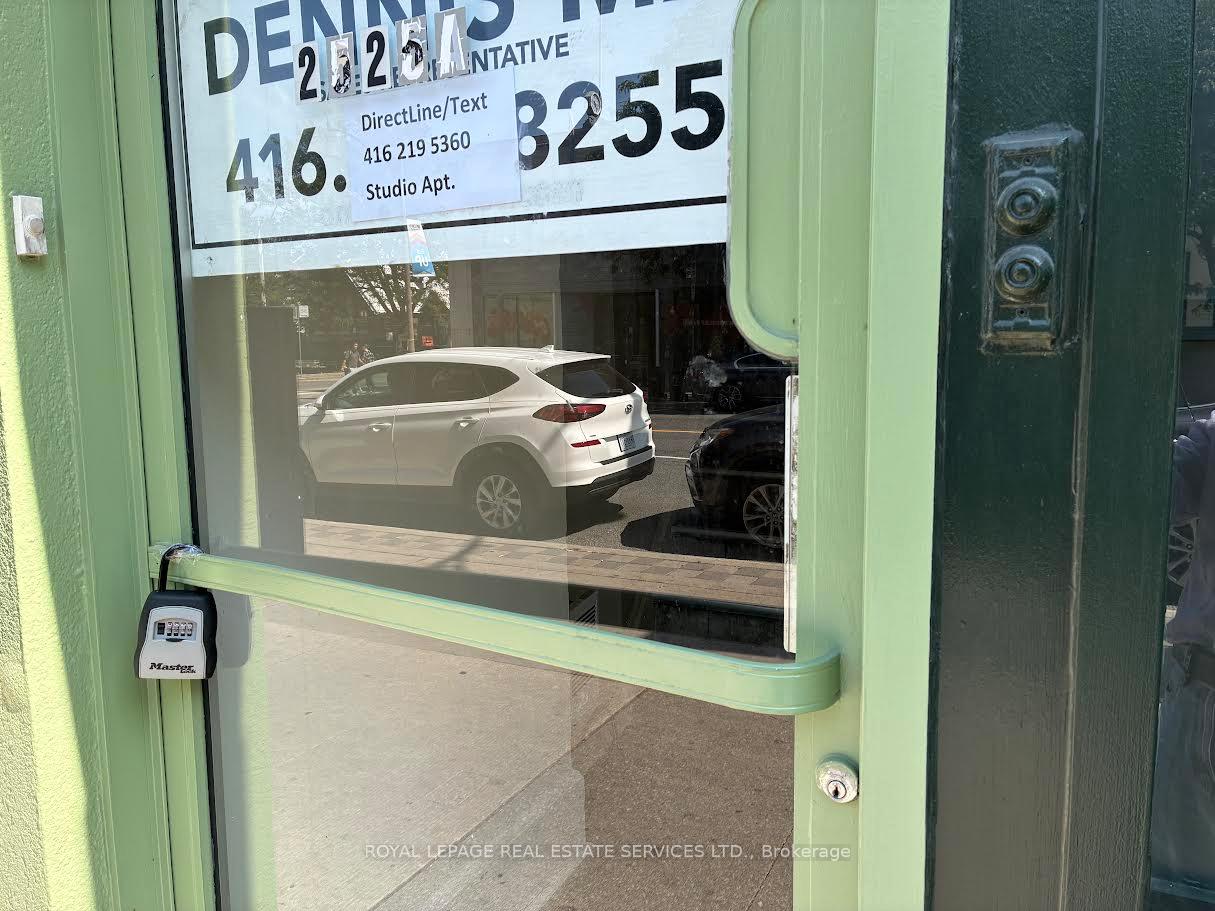 Photo 2 of Unit 2, 2525 Yonge Street, Toronto, Yonge-Eglinton — HOMEH
