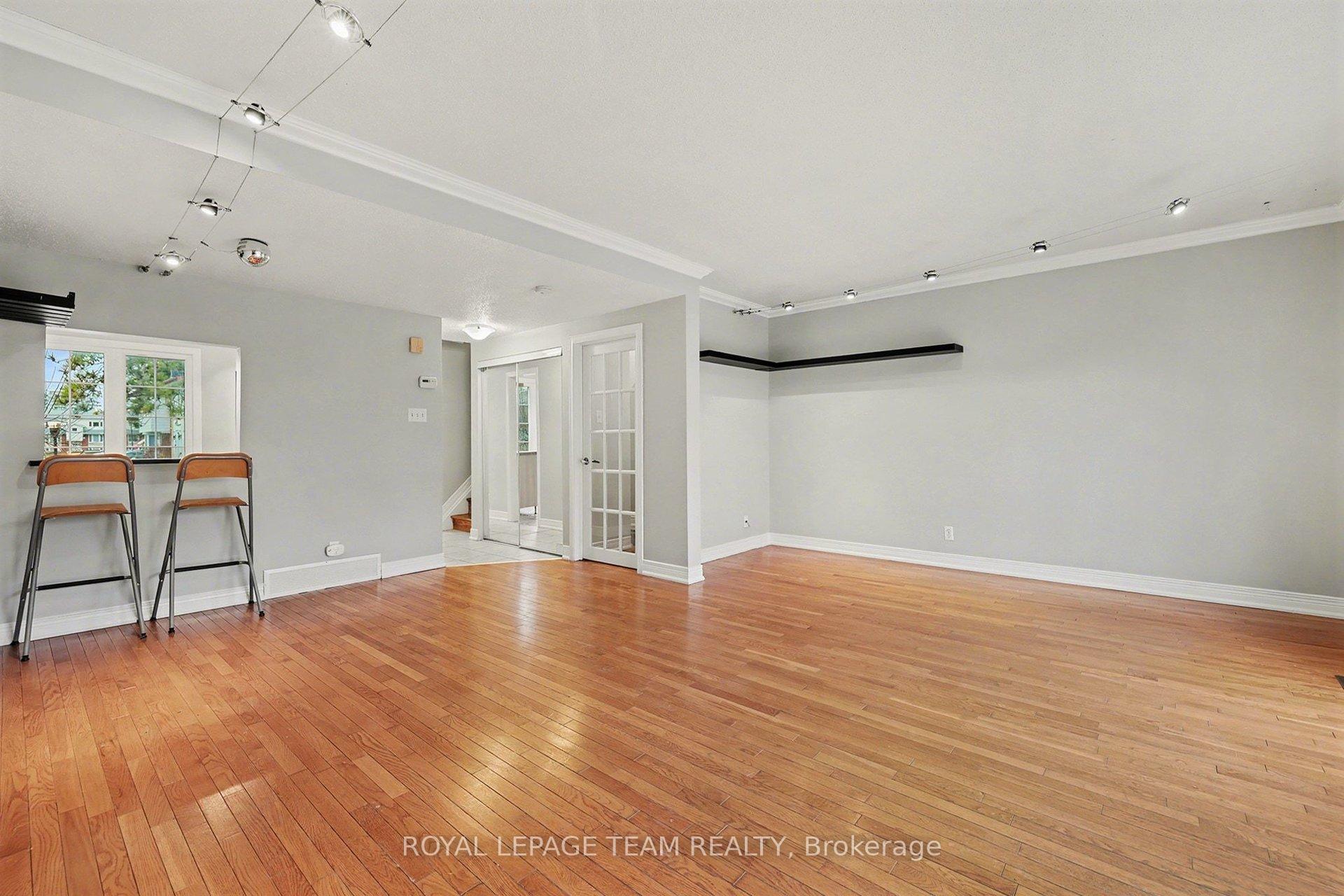 Photo 7 of 187 Monterey Drive, Ottawa, Leslie Park — HOMEH