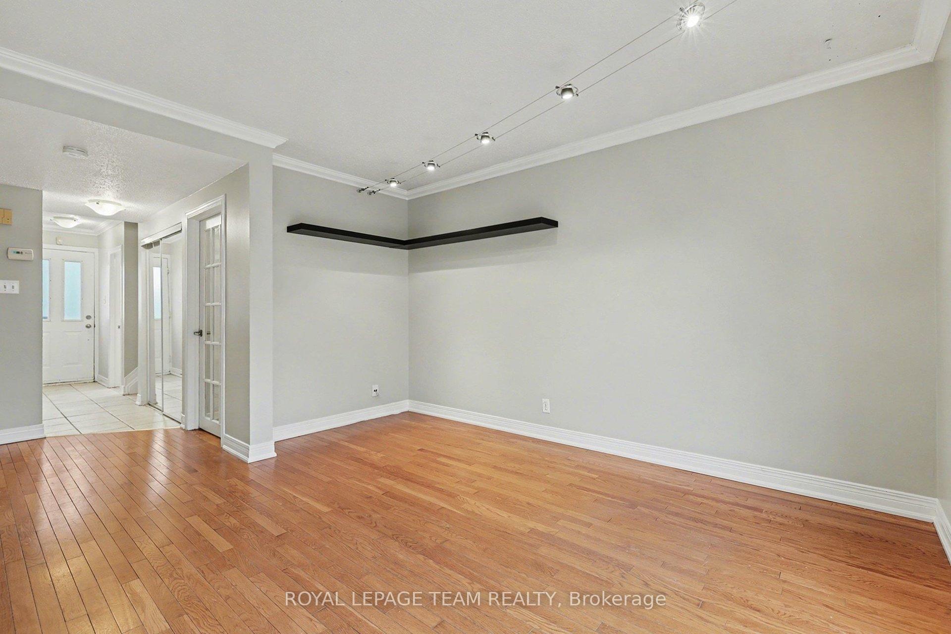 Photo 8 of 187 Monterey Drive, Ottawa, Leslie Park — HOMEH