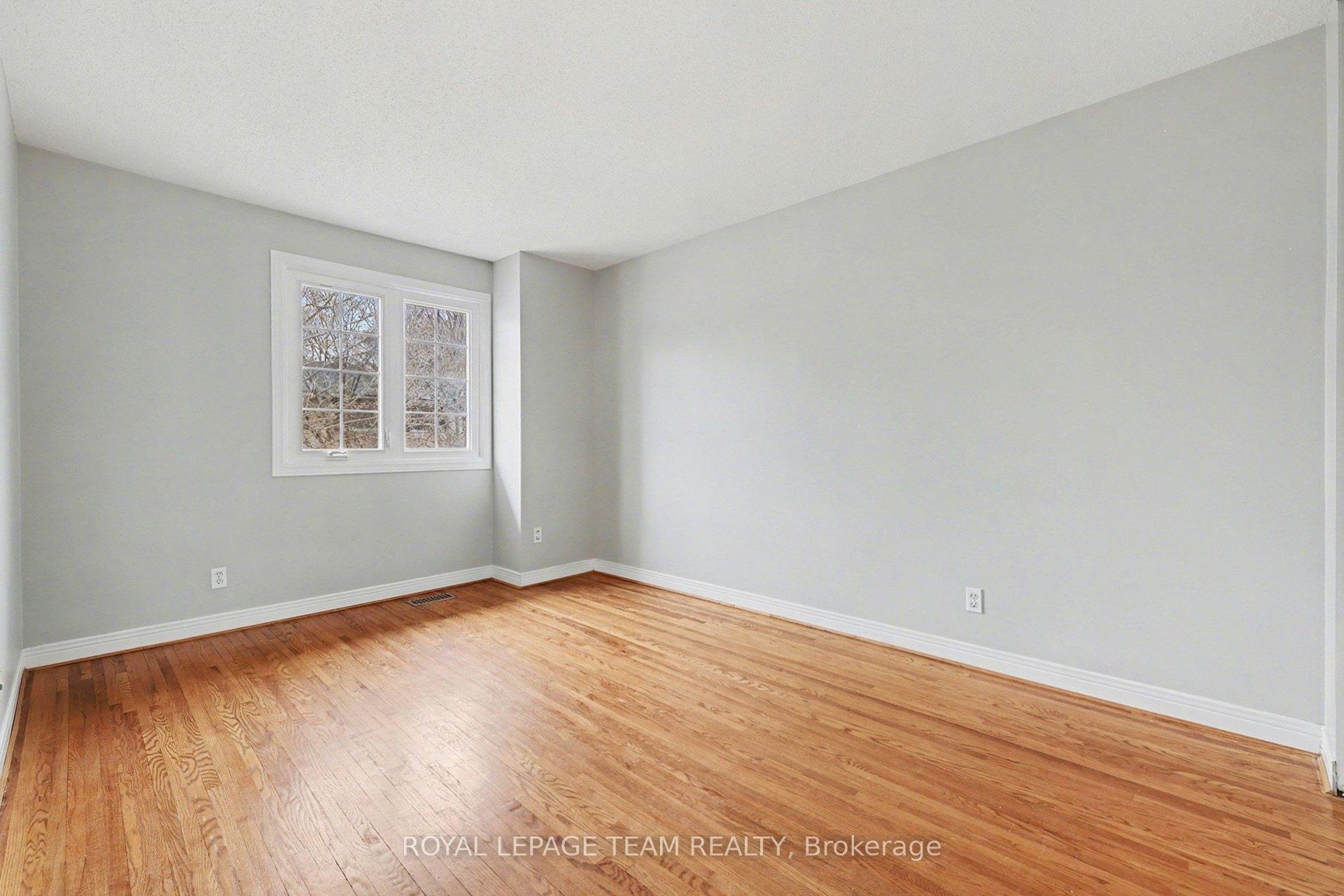 Photo 24 of 187 Monterey Drive, Ottawa, Leslie Park — HOMEH