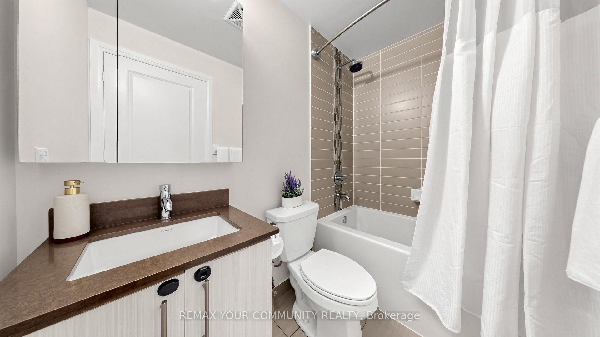 Photo 14 of Unit 408, 55 Oneida Crescent, Richmond Hill, Langstaff — HOMEH