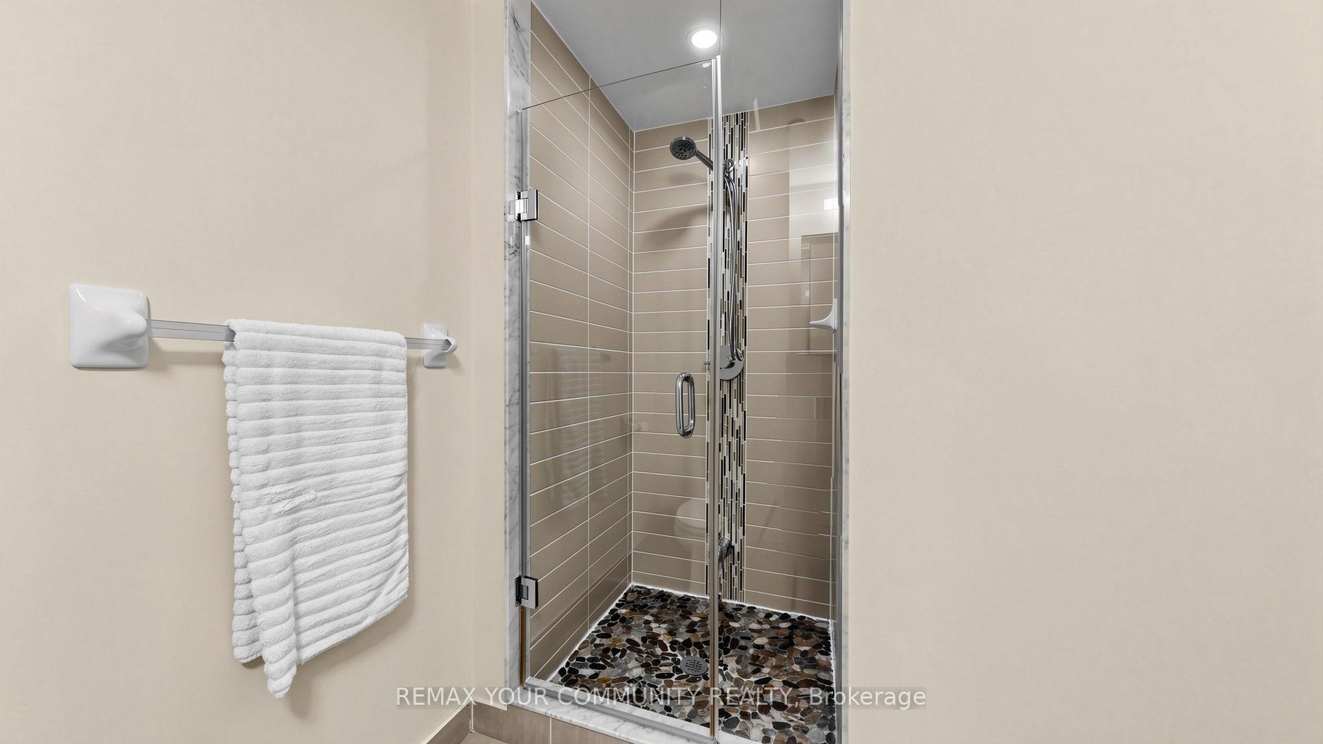 Photo 20 of Unit 408, 55 Oneida Crescent, Richmond Hill, Langstaff — HOMEH