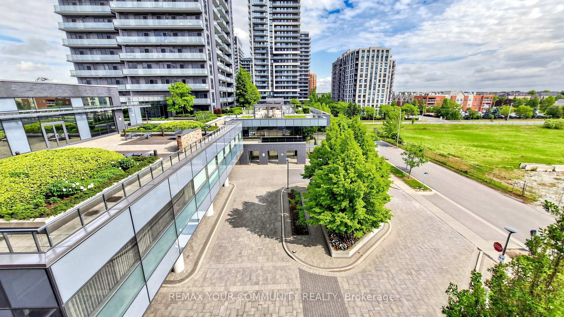Photo 27 of Unit 408, 55 Oneida Crescent, Richmond Hill, Langstaff — HOMEH