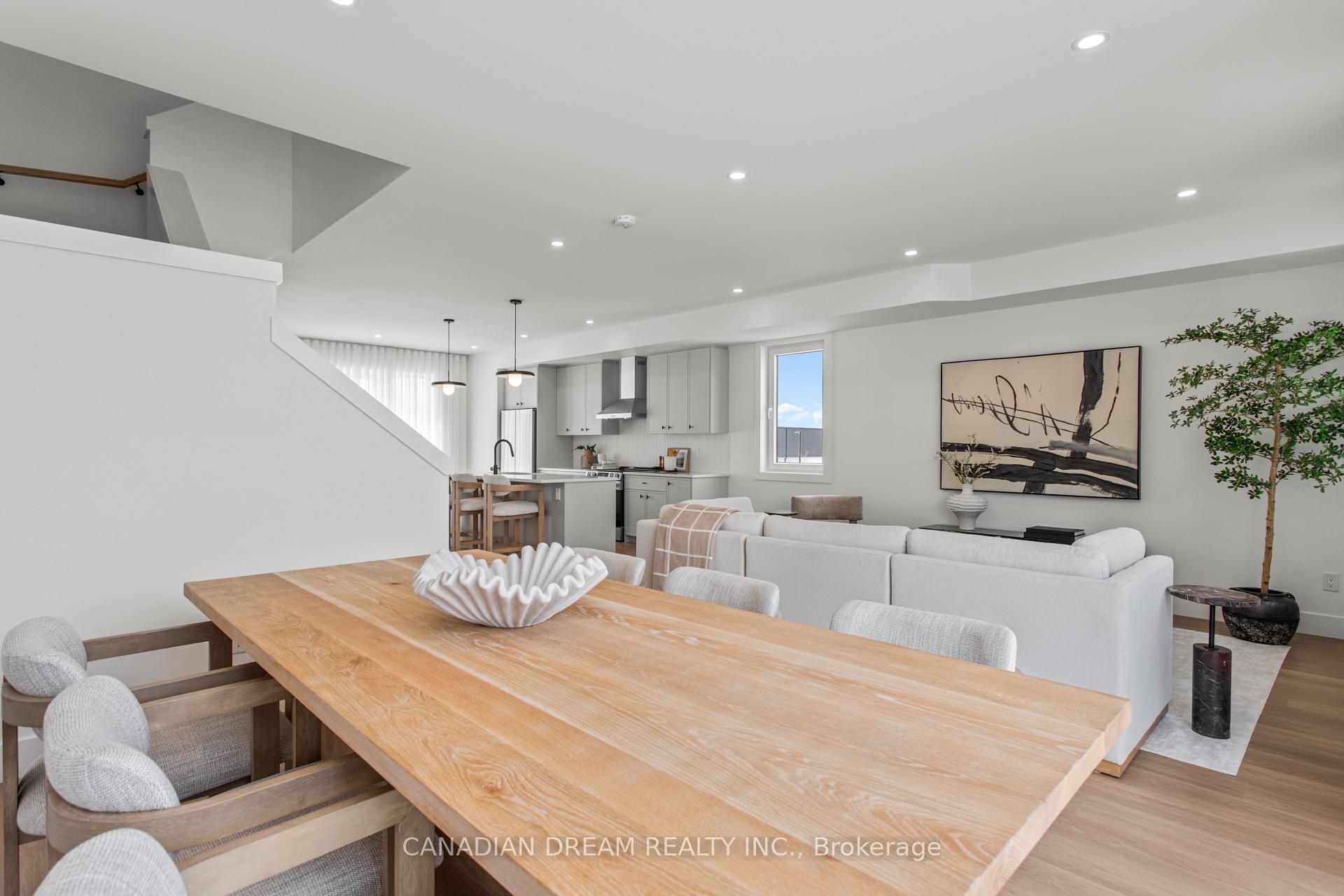 Photo 15 of 2927 Petty Road, London, South W — HOMEH