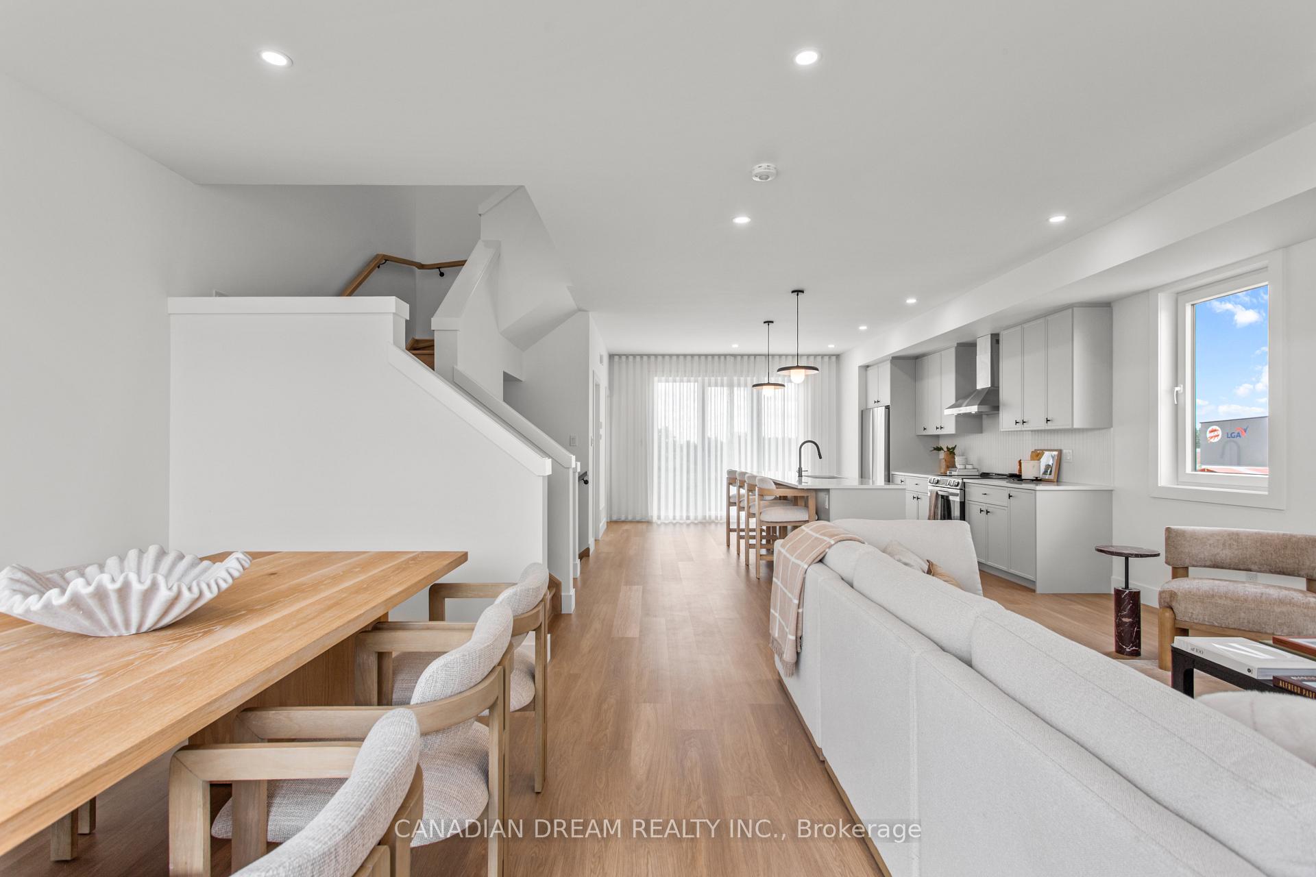 Photo 16 of 2927 Petty Road, London, South W — HOMEH