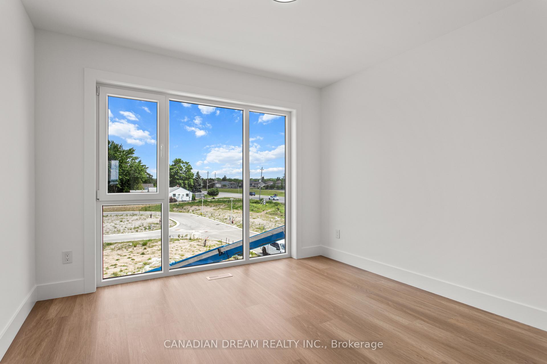 Photo 34 of 2927 Petty Road, London, South W — HOMEH